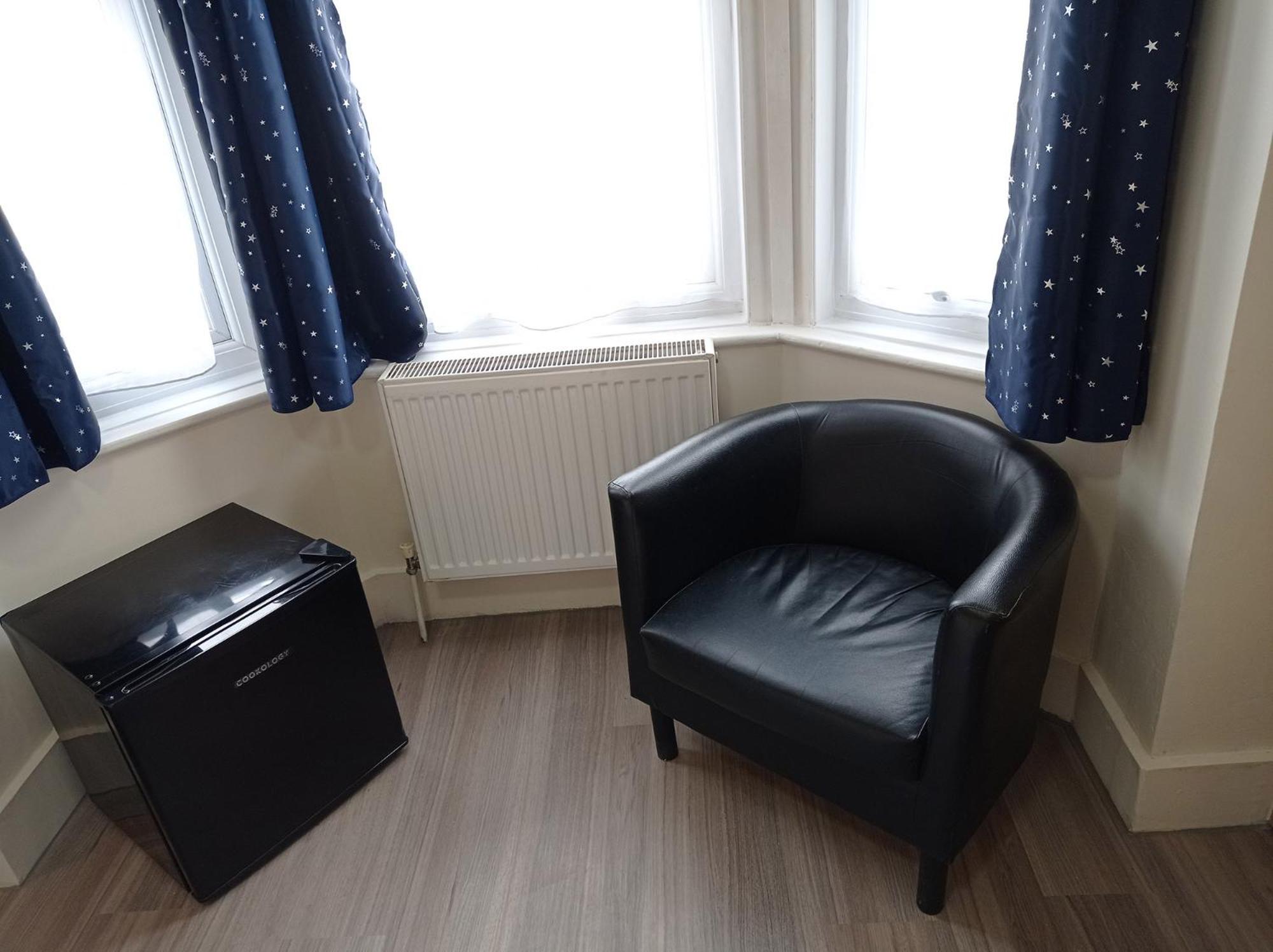 One-Bedroom Apartment - Photo 22