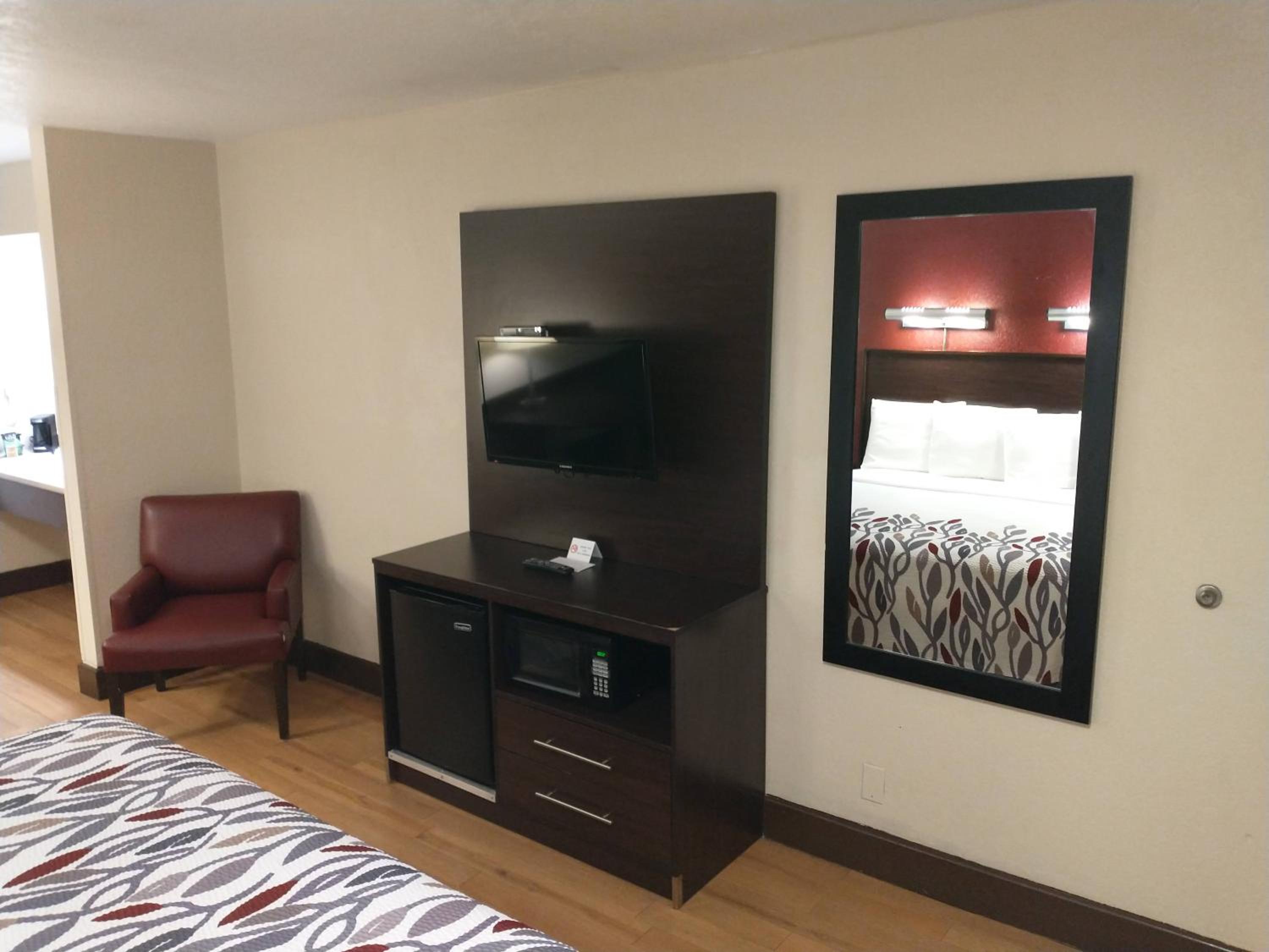 Superior King With Kitchenette Non-Smoking photo 3