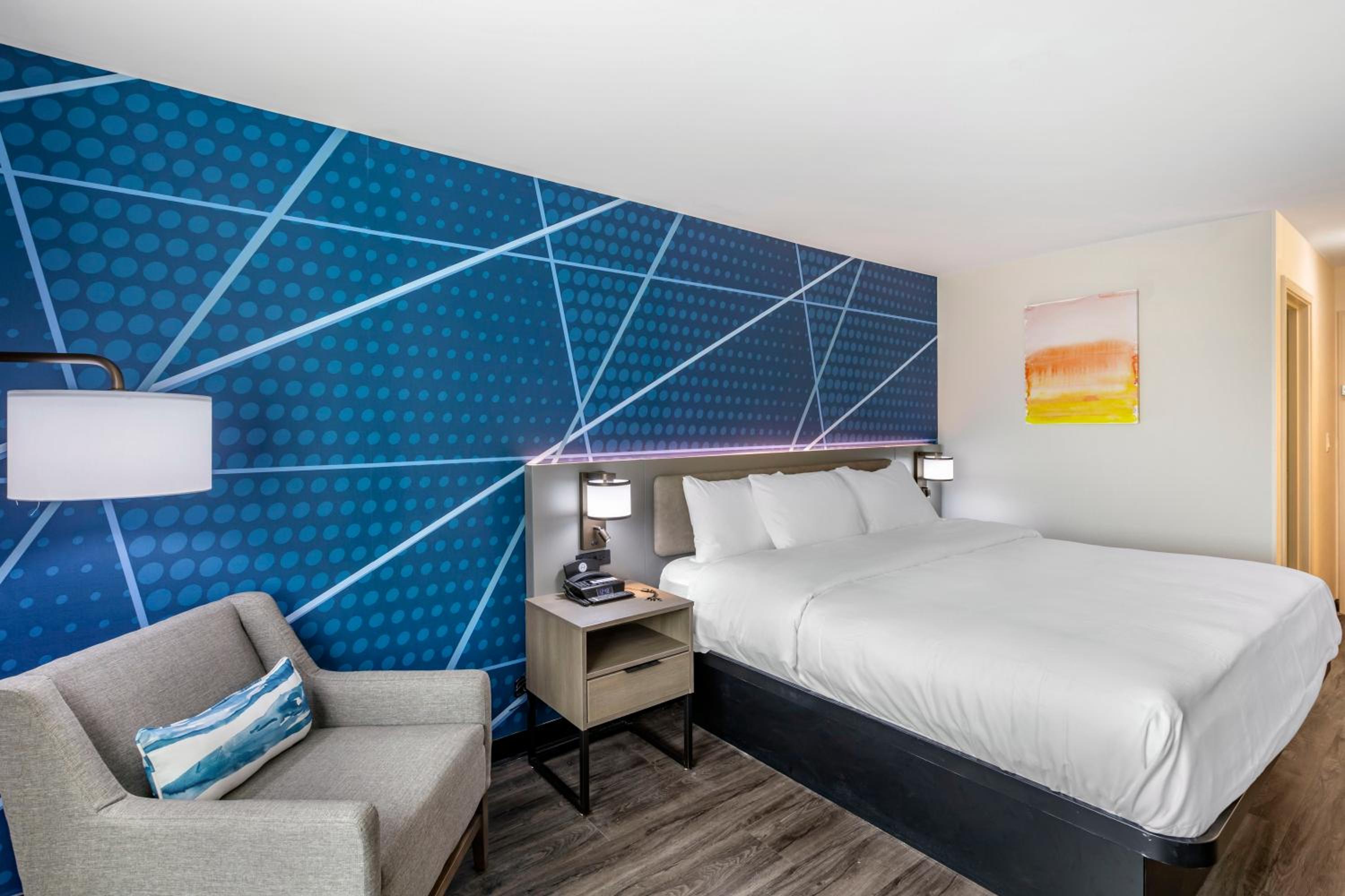 Superior King Room - Photo 4