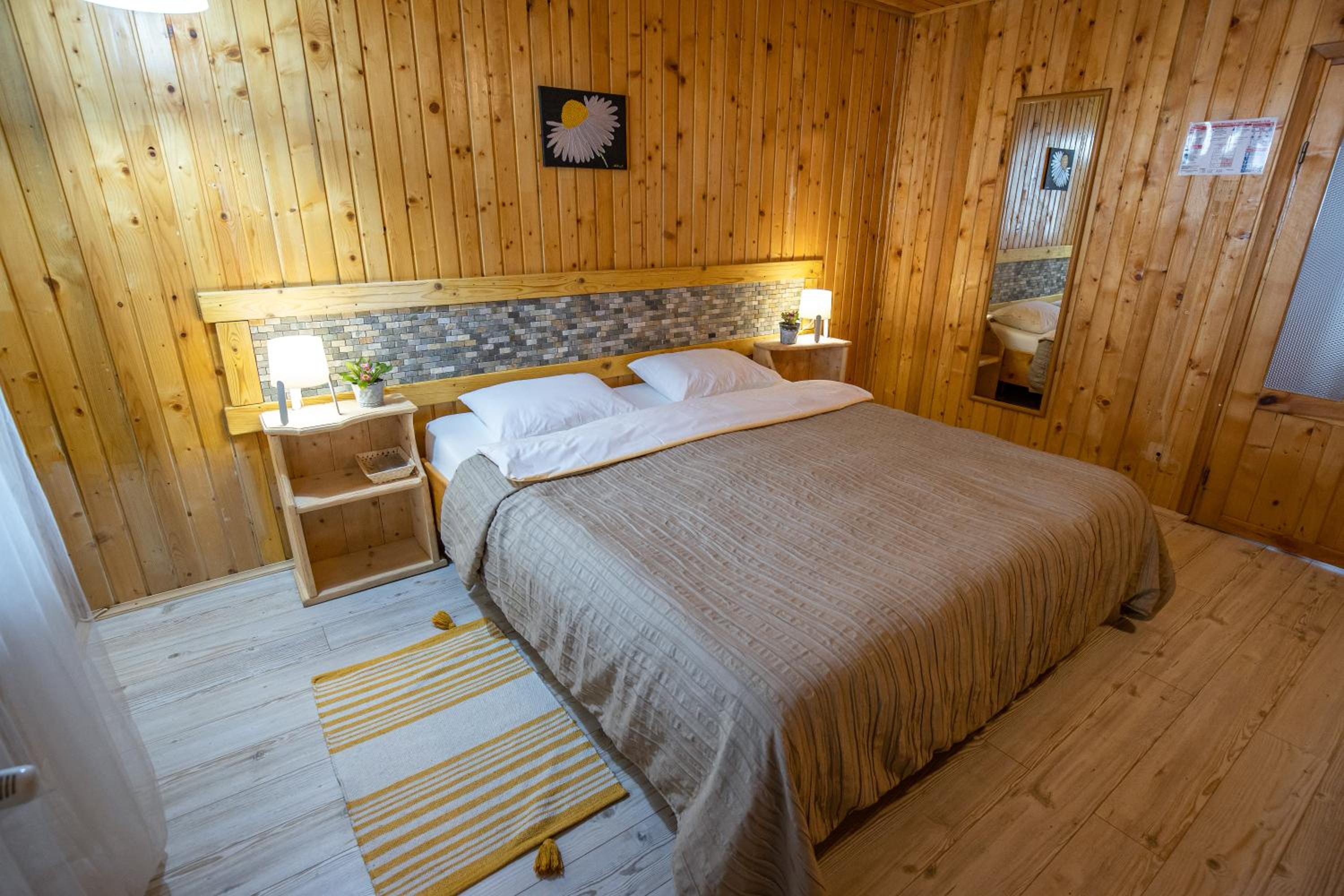 Double Room with Mountain View - Photo 19