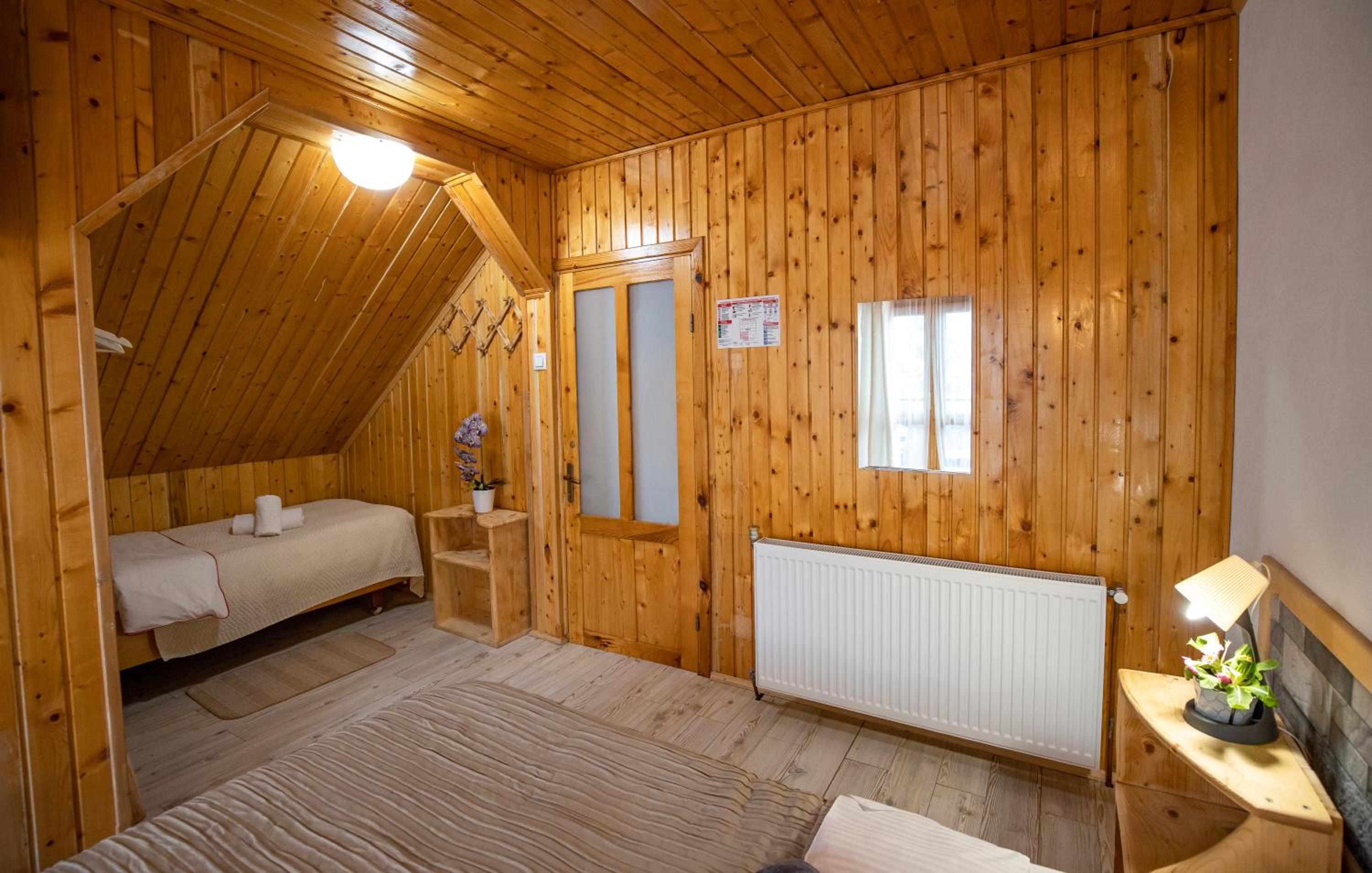 Double Room with Mountain View - Photo 14