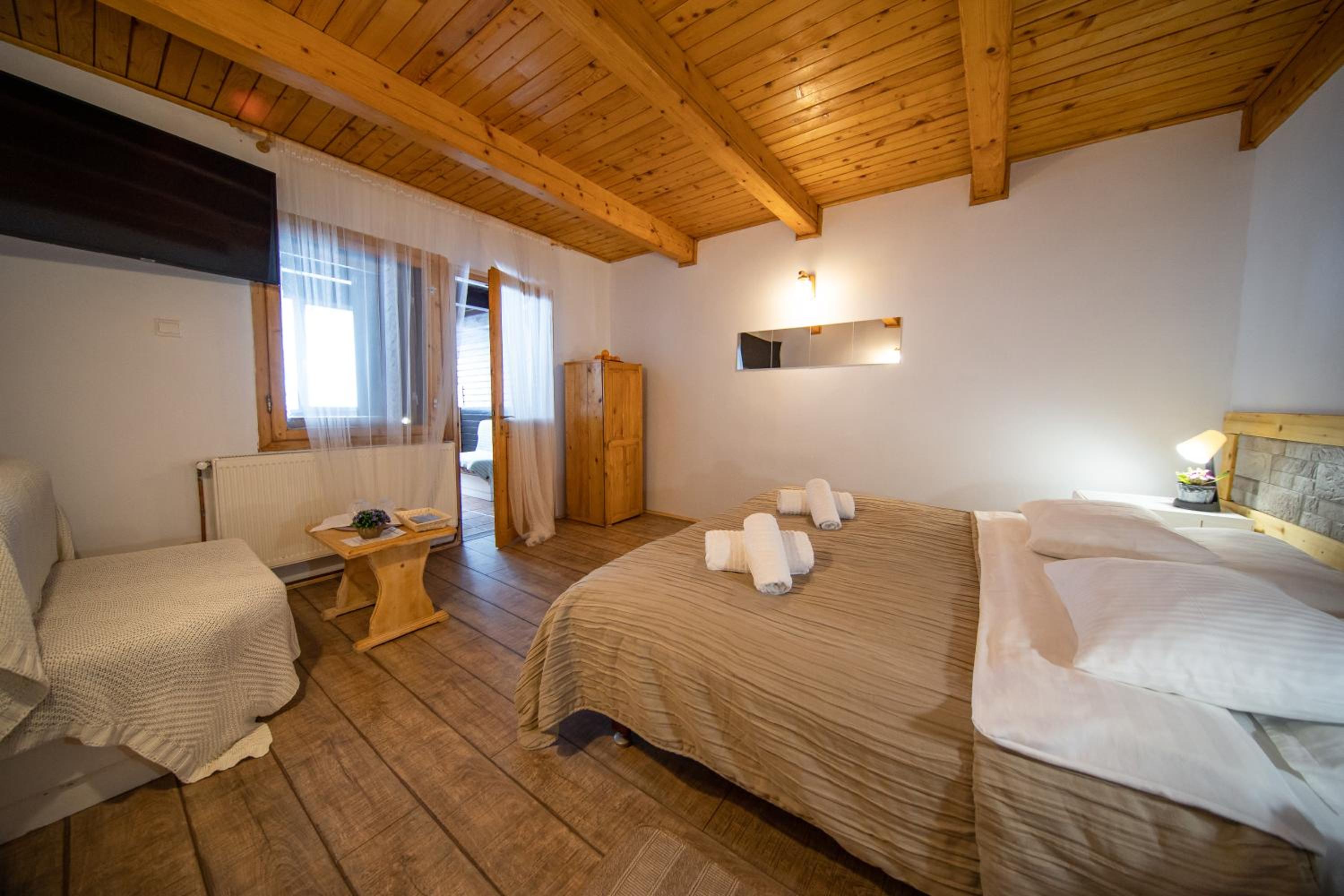 Two-Bedroom Suite - Photo 9