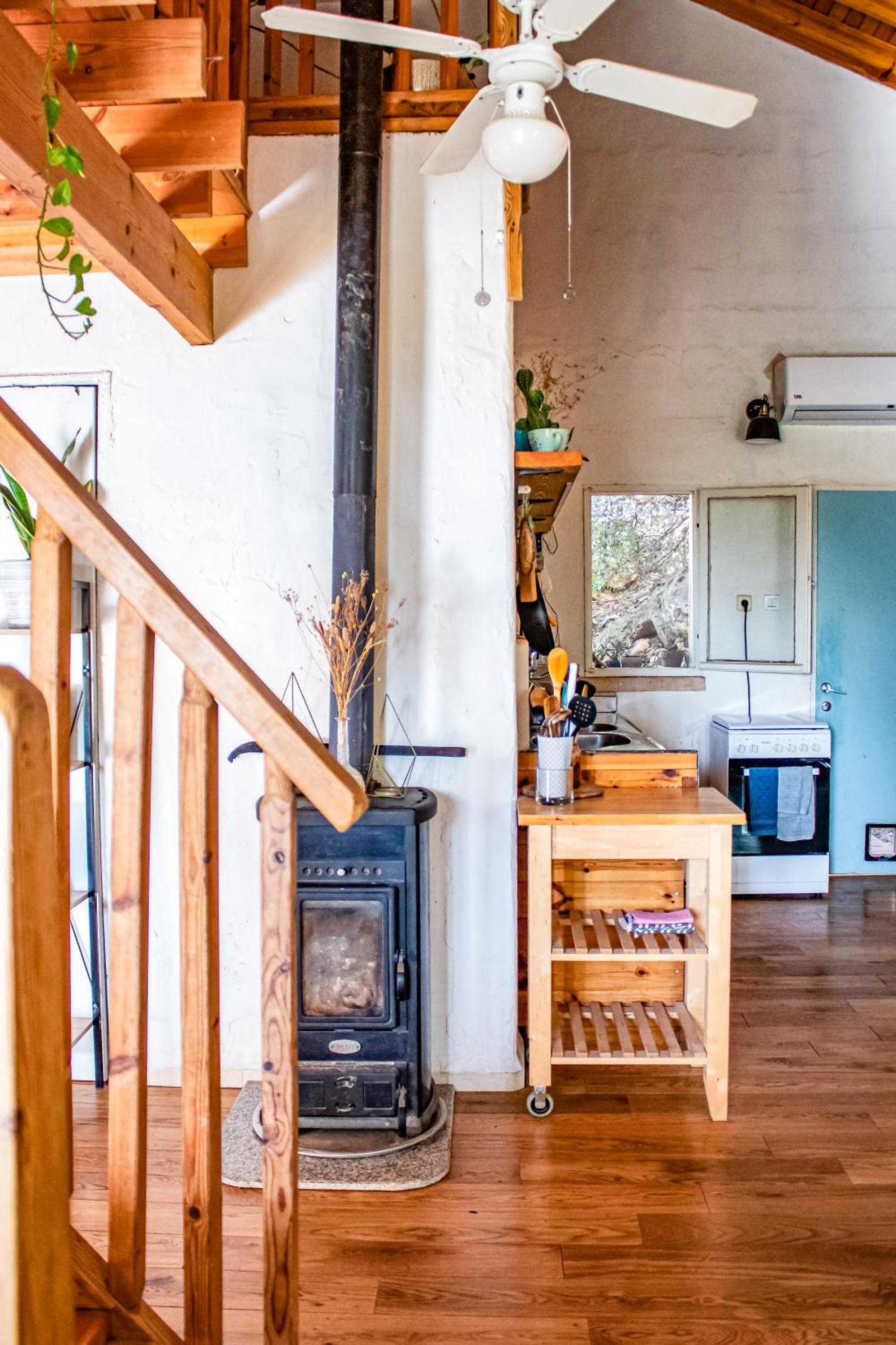 Three-Bedroom House - Photo 42