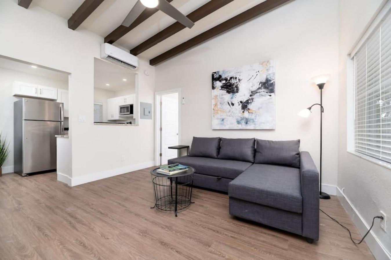 Apartment photo 1