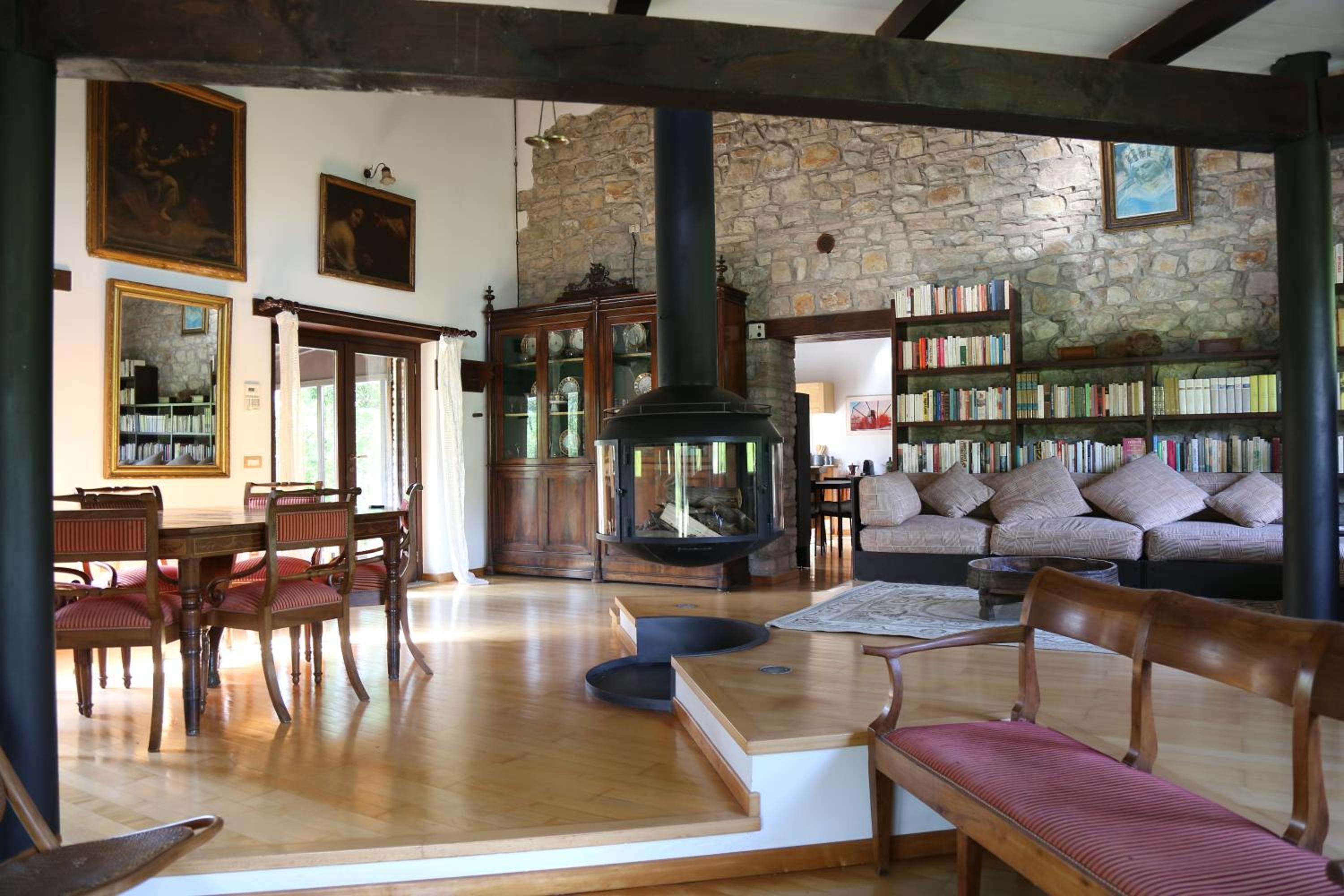 Two-Bedroom House photo 3