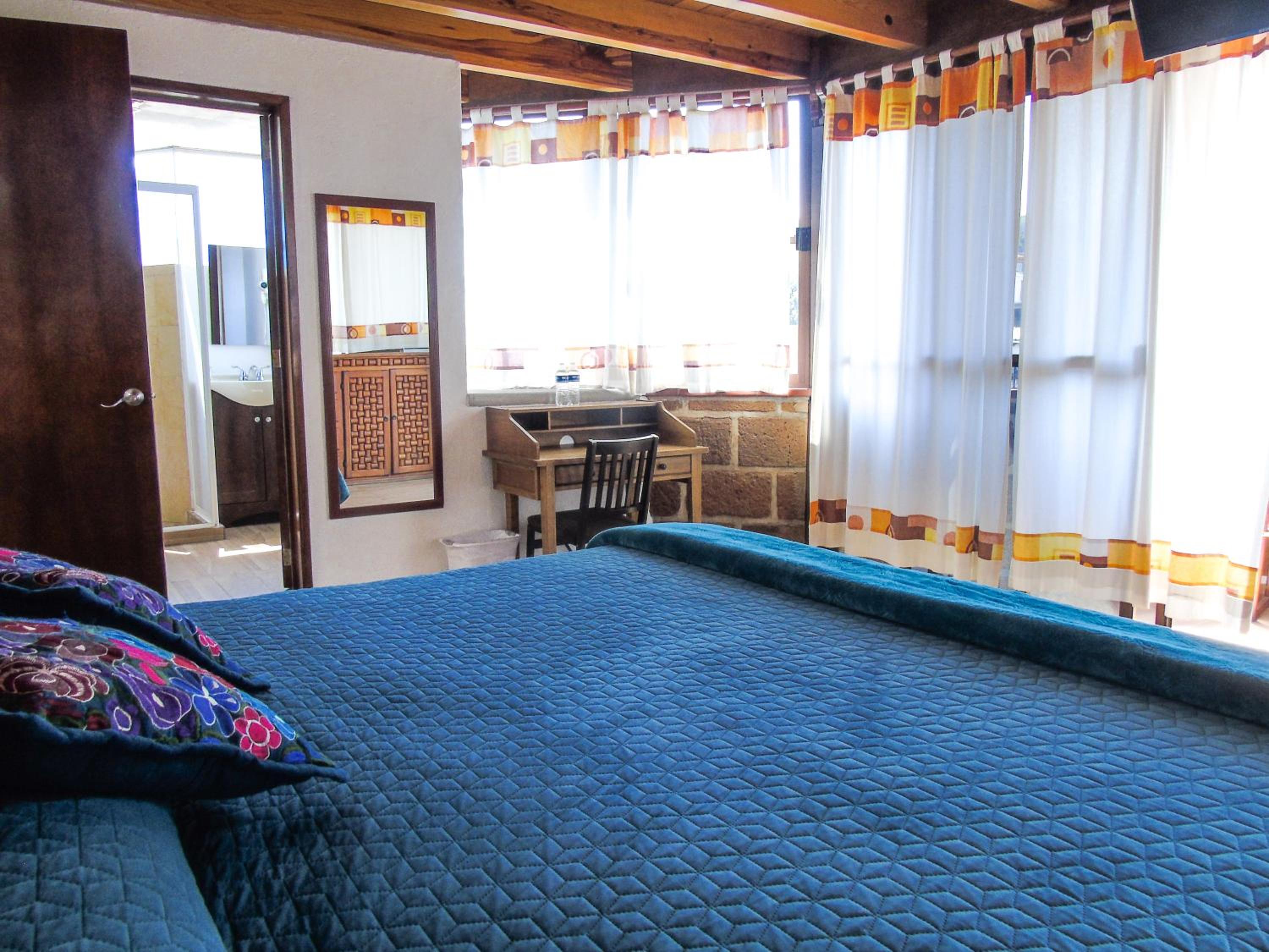 Deluxe King Room photo 3