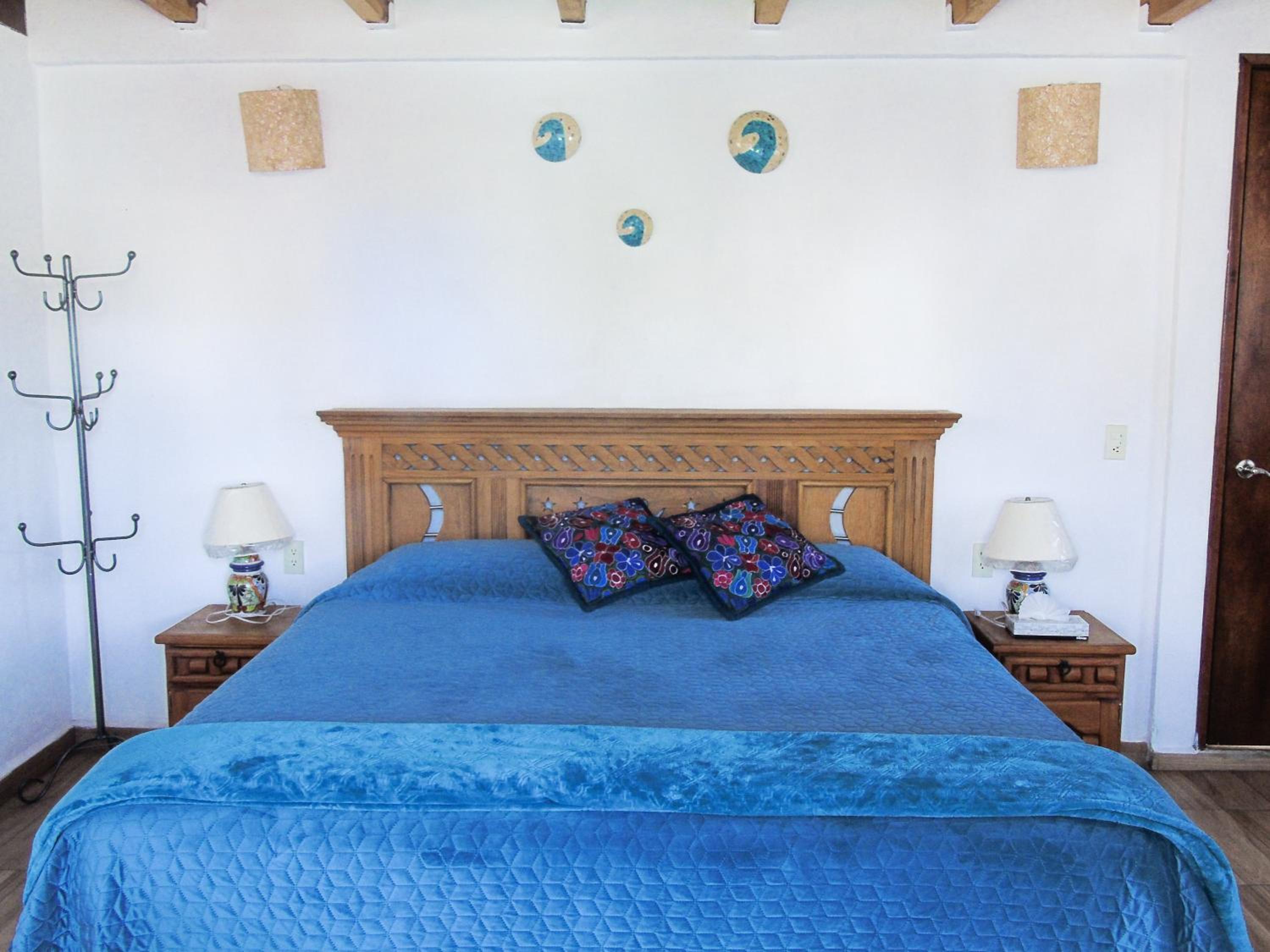 Deluxe King Room photo 1