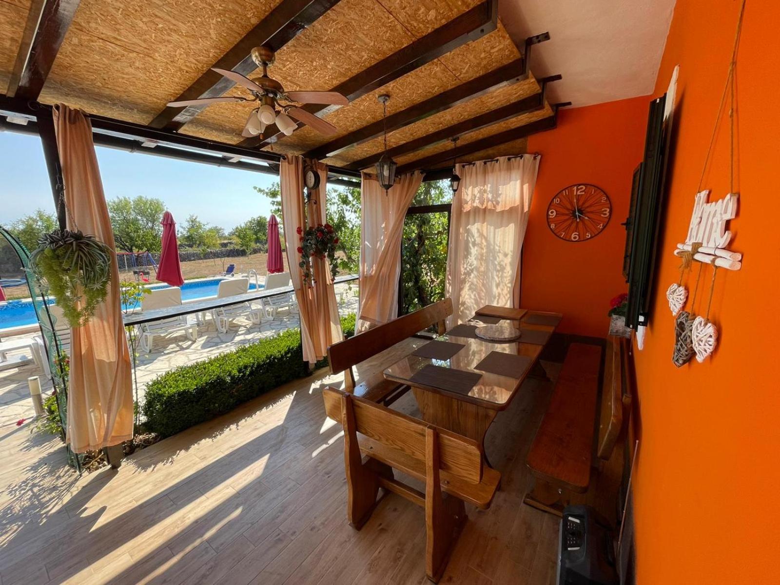Three-Bedroom House photo 2