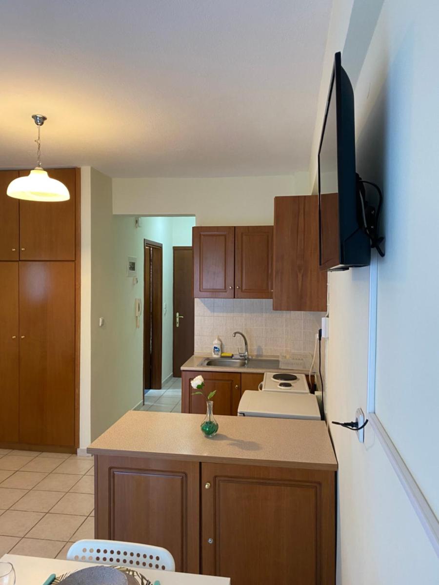 One-Bedroom Apartment - Photo 5