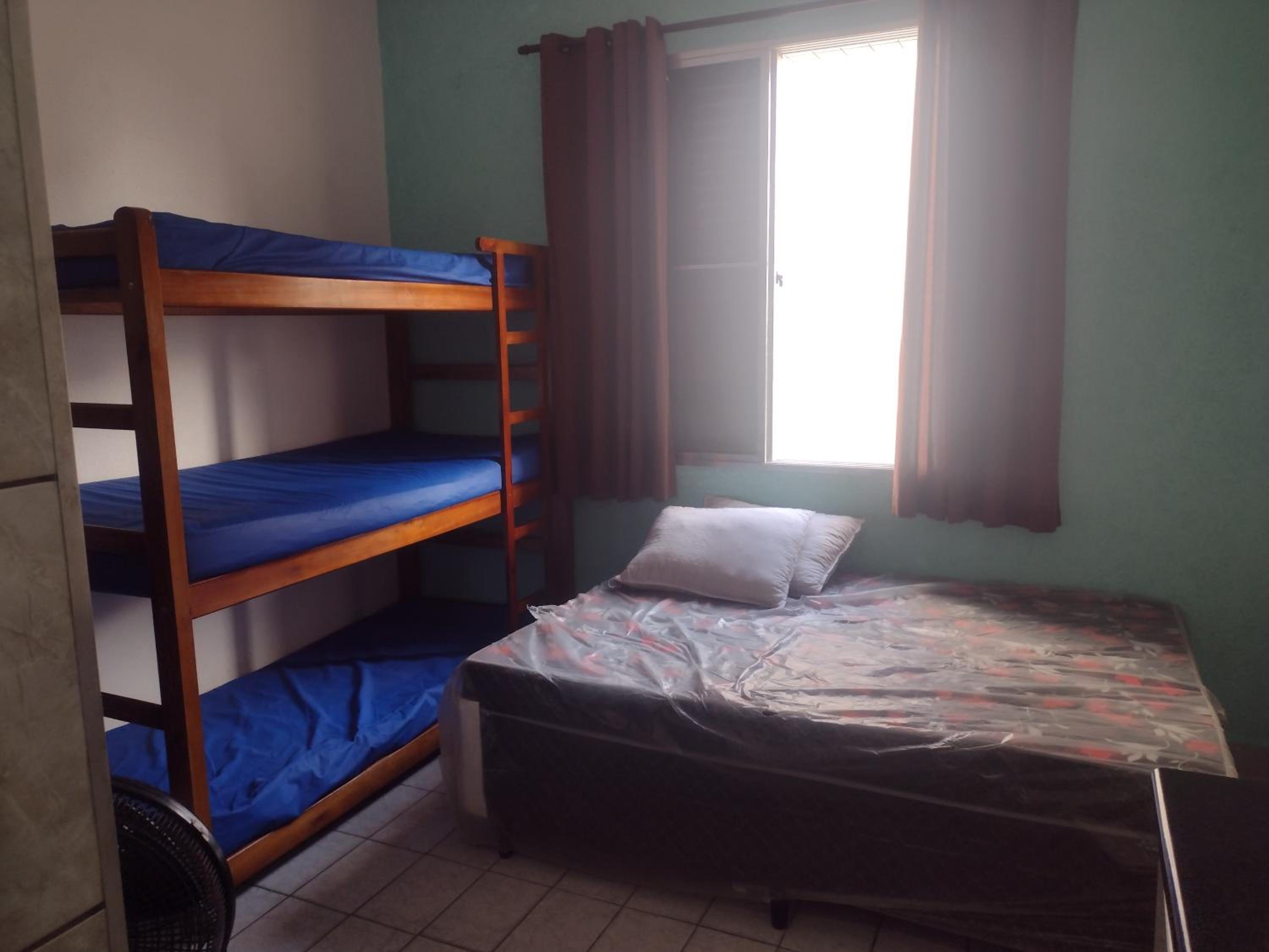 One-Bedroom Apartment - Photo 1