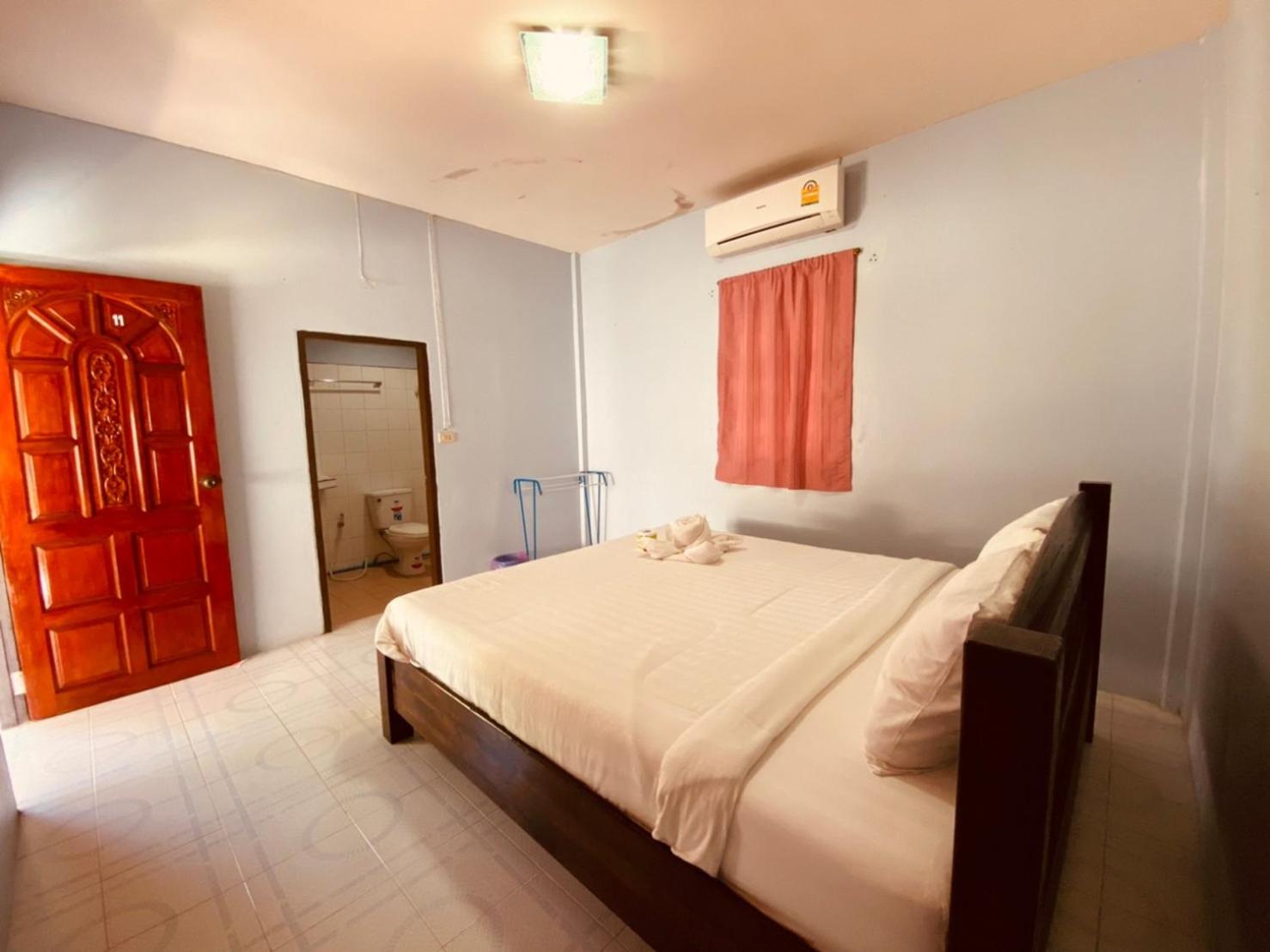 Standard Double Room - Photo 5