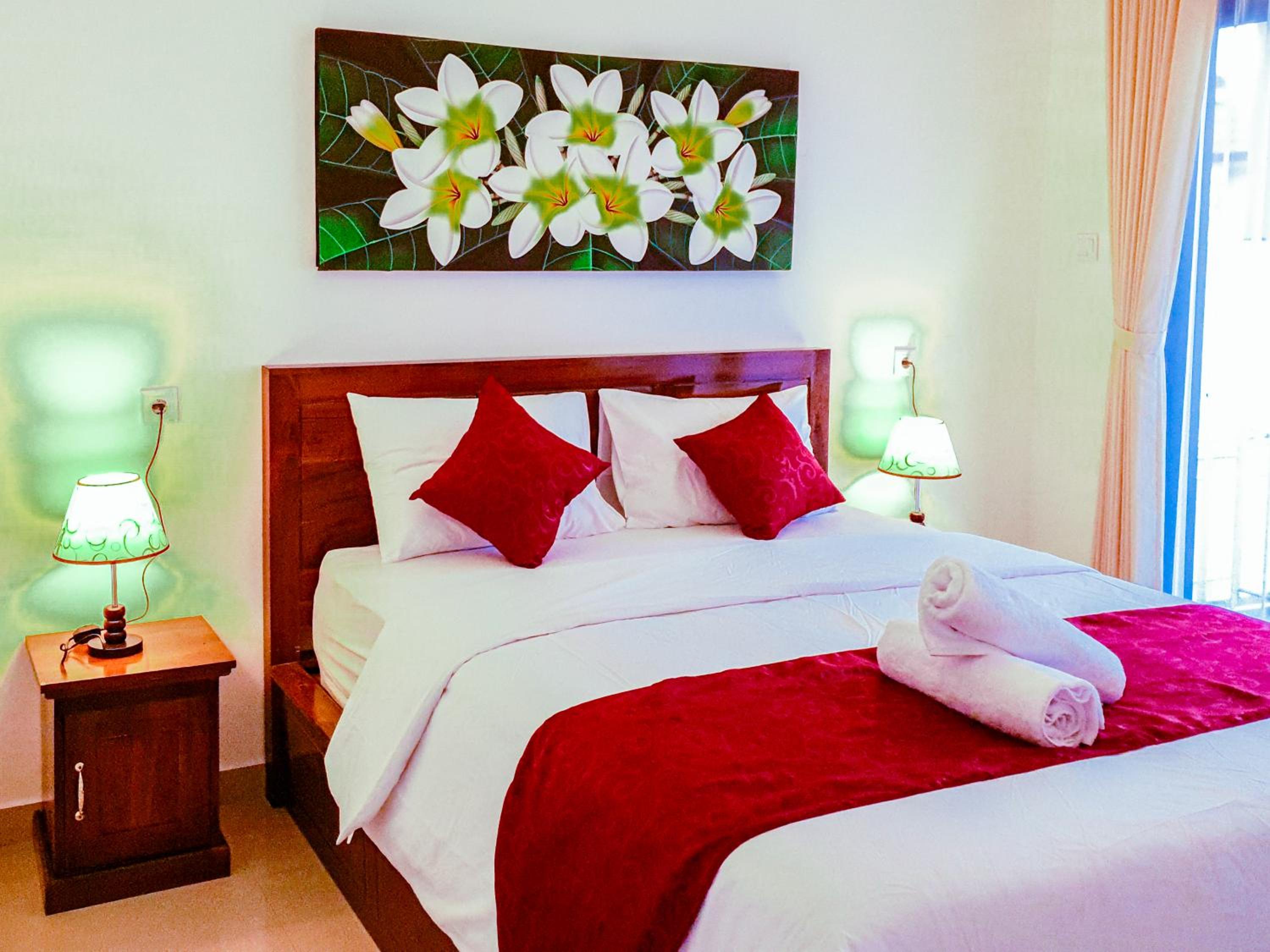 Budget Double Room - Photo 14