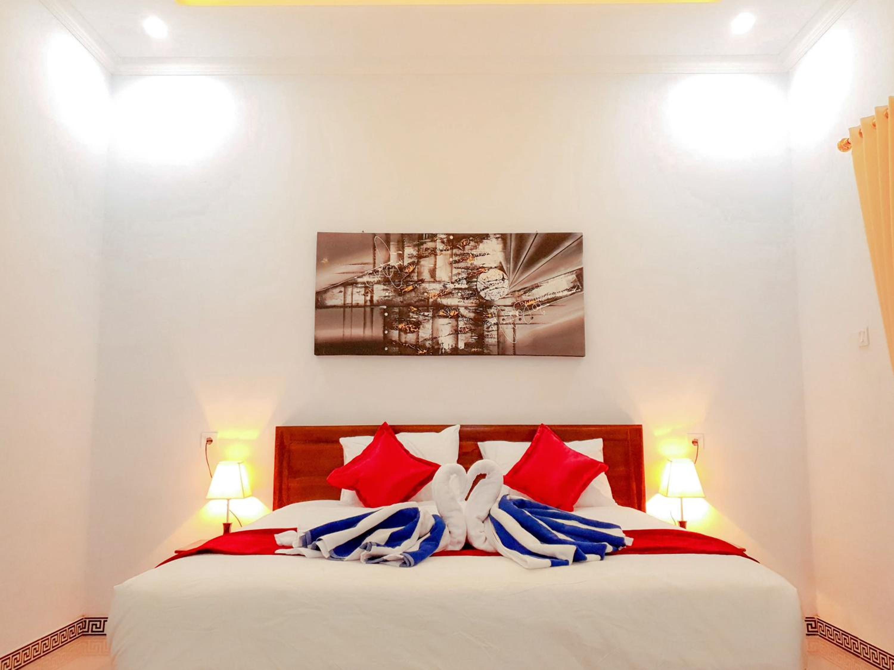 Double Room with Pool View - Photo 26