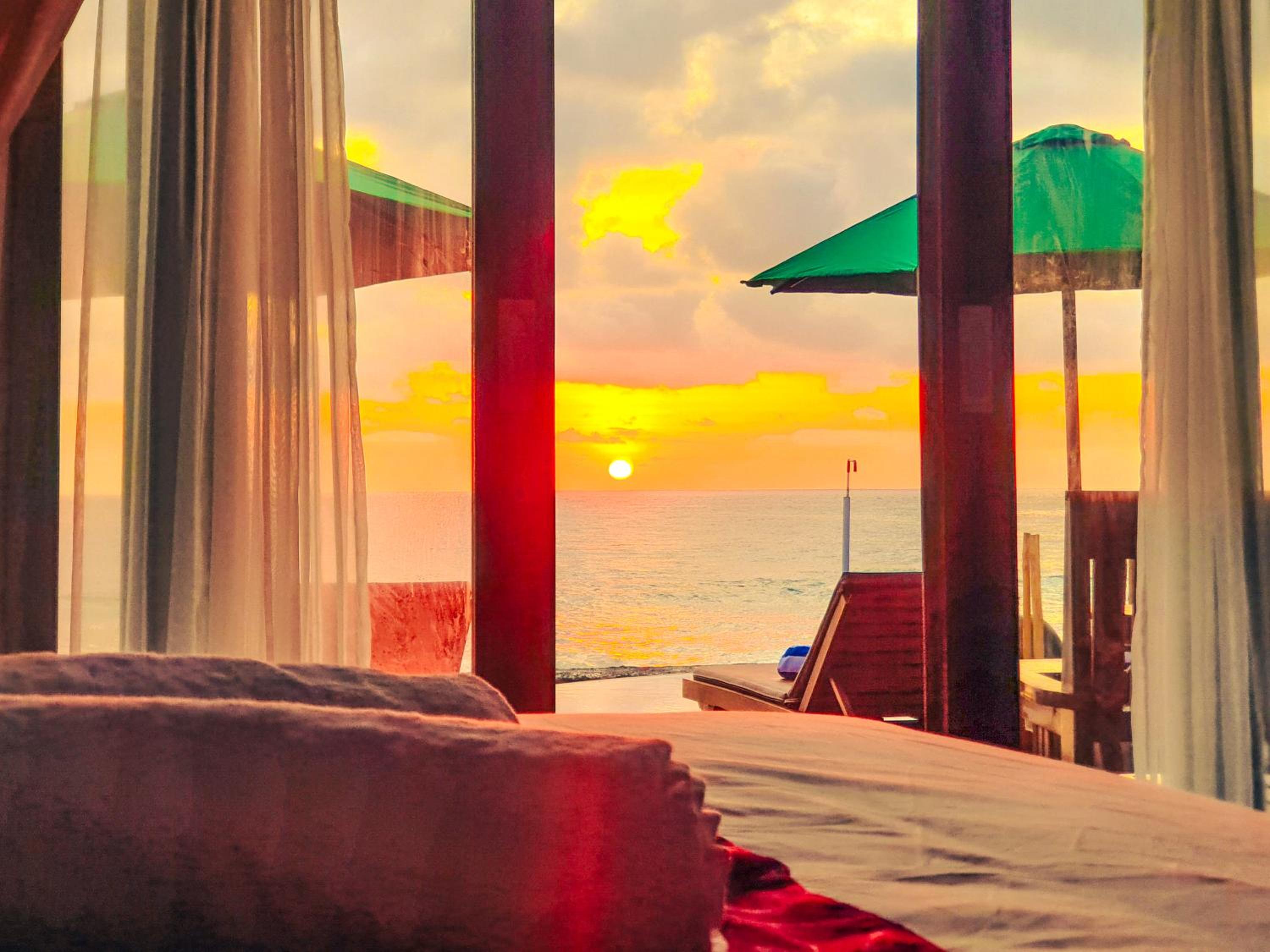 Deluxe Double Room with Balcony and Sea View - Photo 18