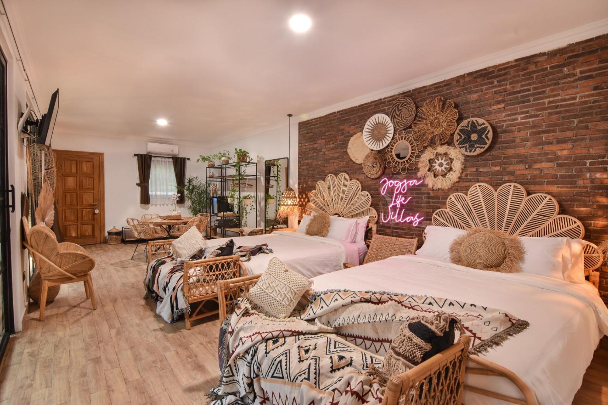 One-Bedroom Villa - Photo 13