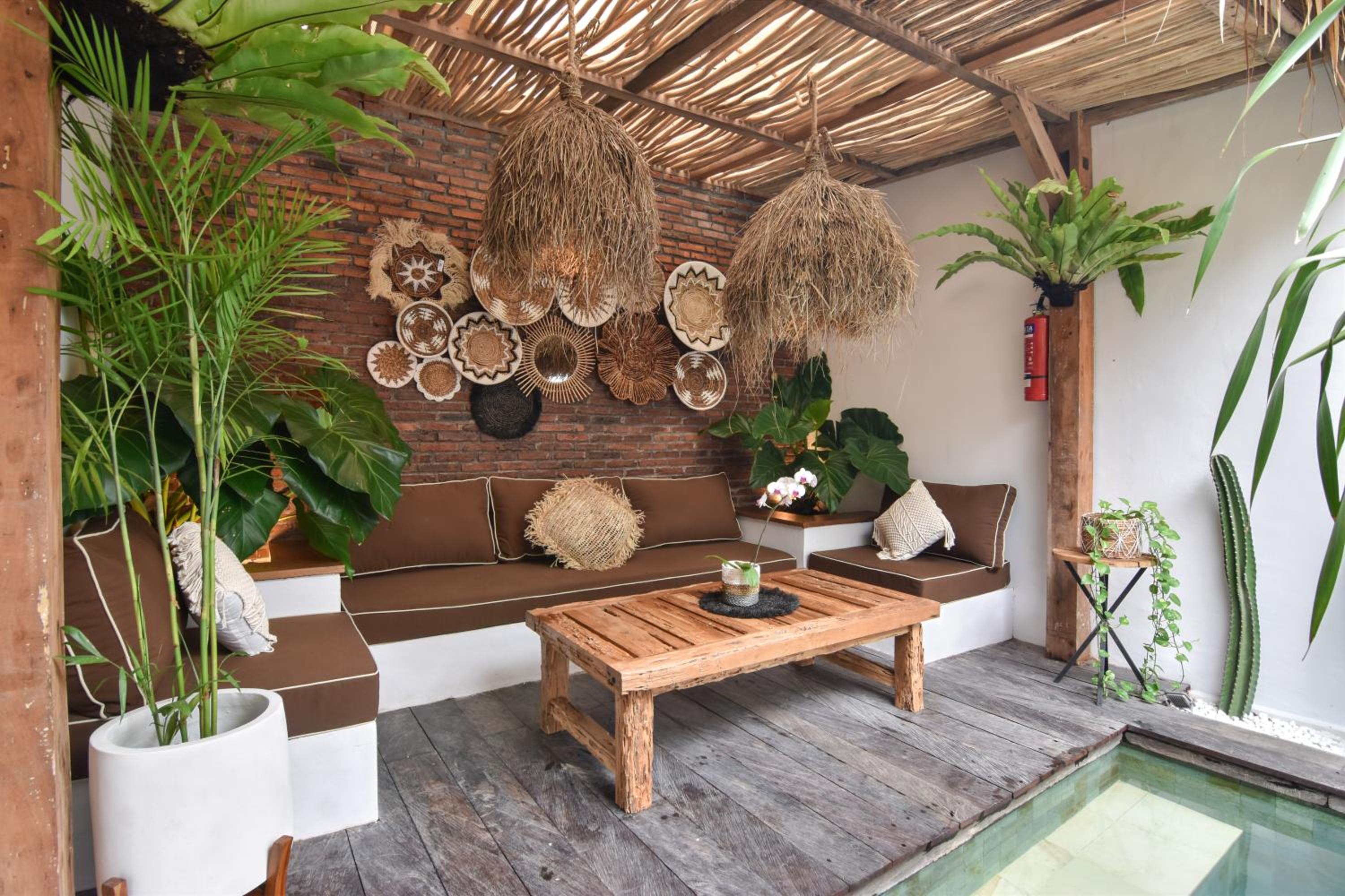 One-Bedroom Villa - Photo 3