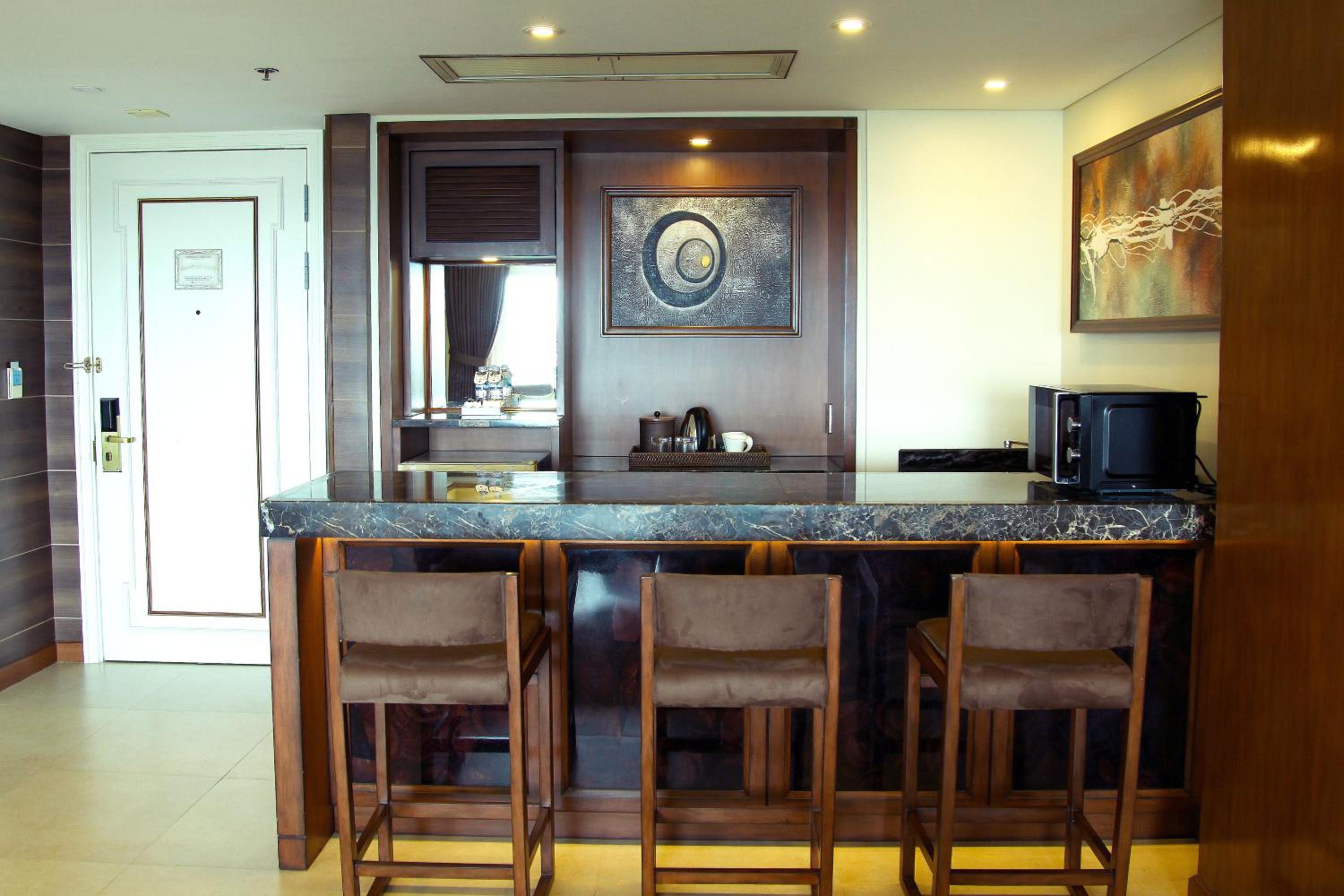 Mactan One-Bedroom Suite - Photo 4