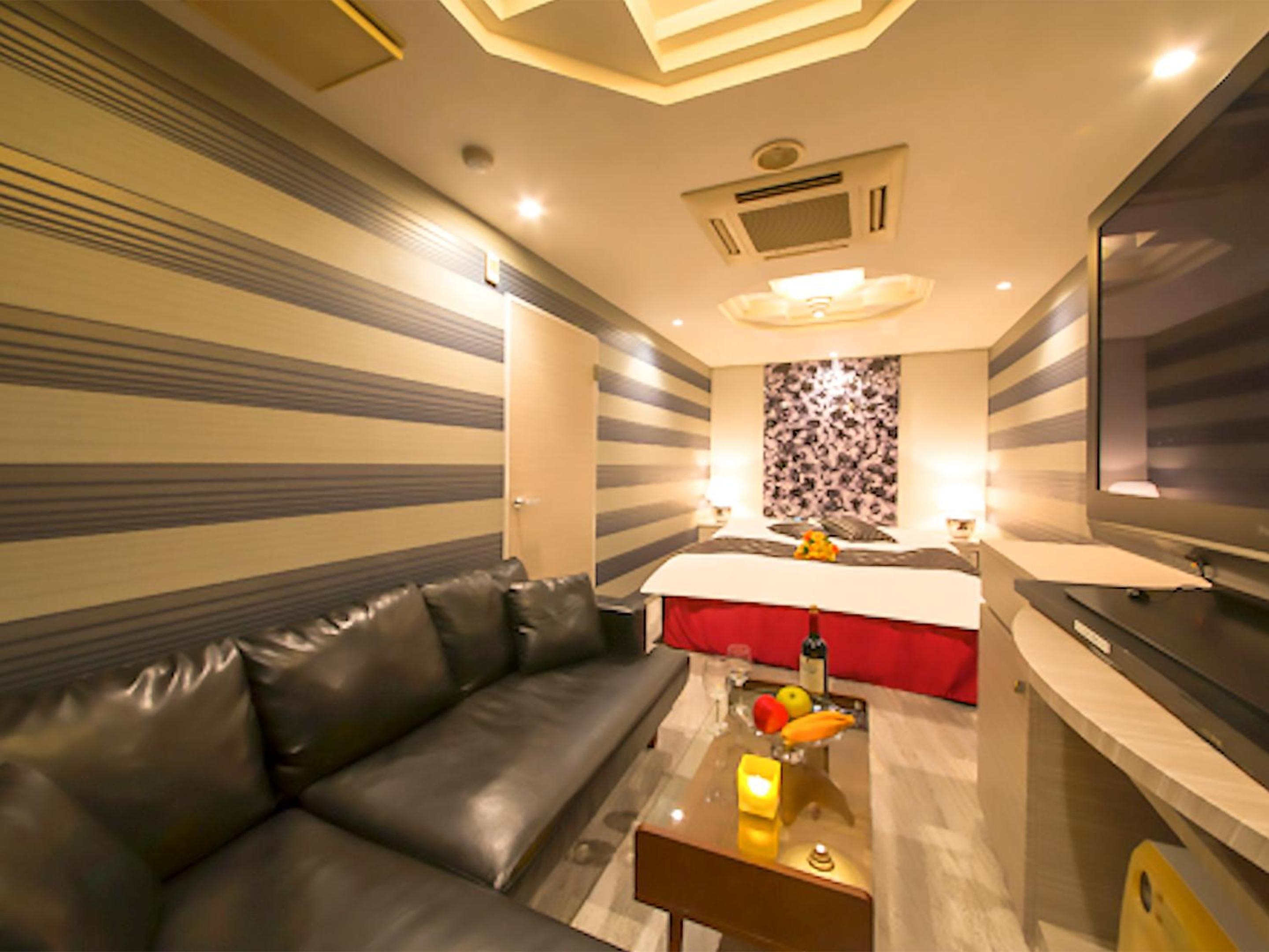 Standard Double Room - Photo 6