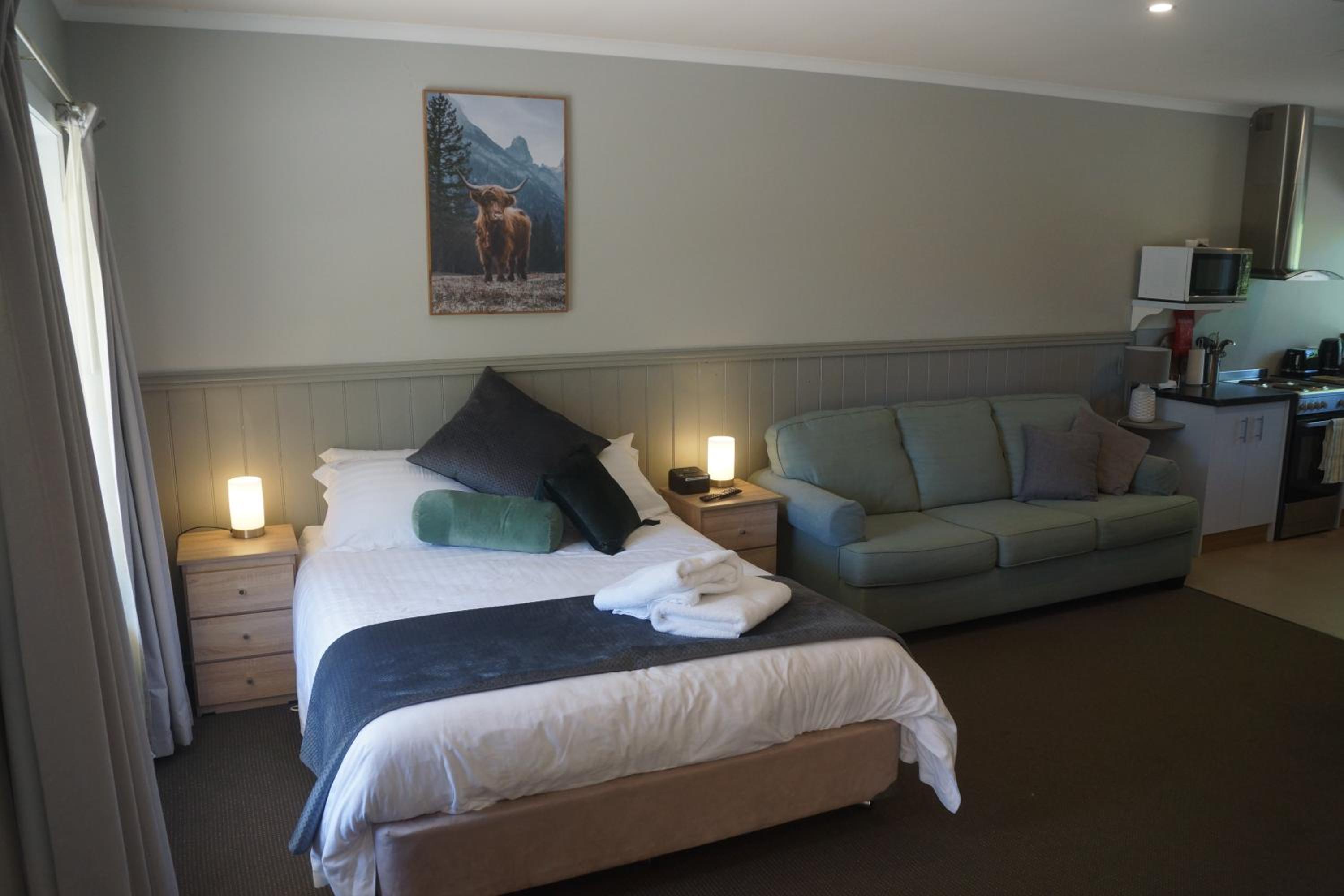Studio Apartment photo 1