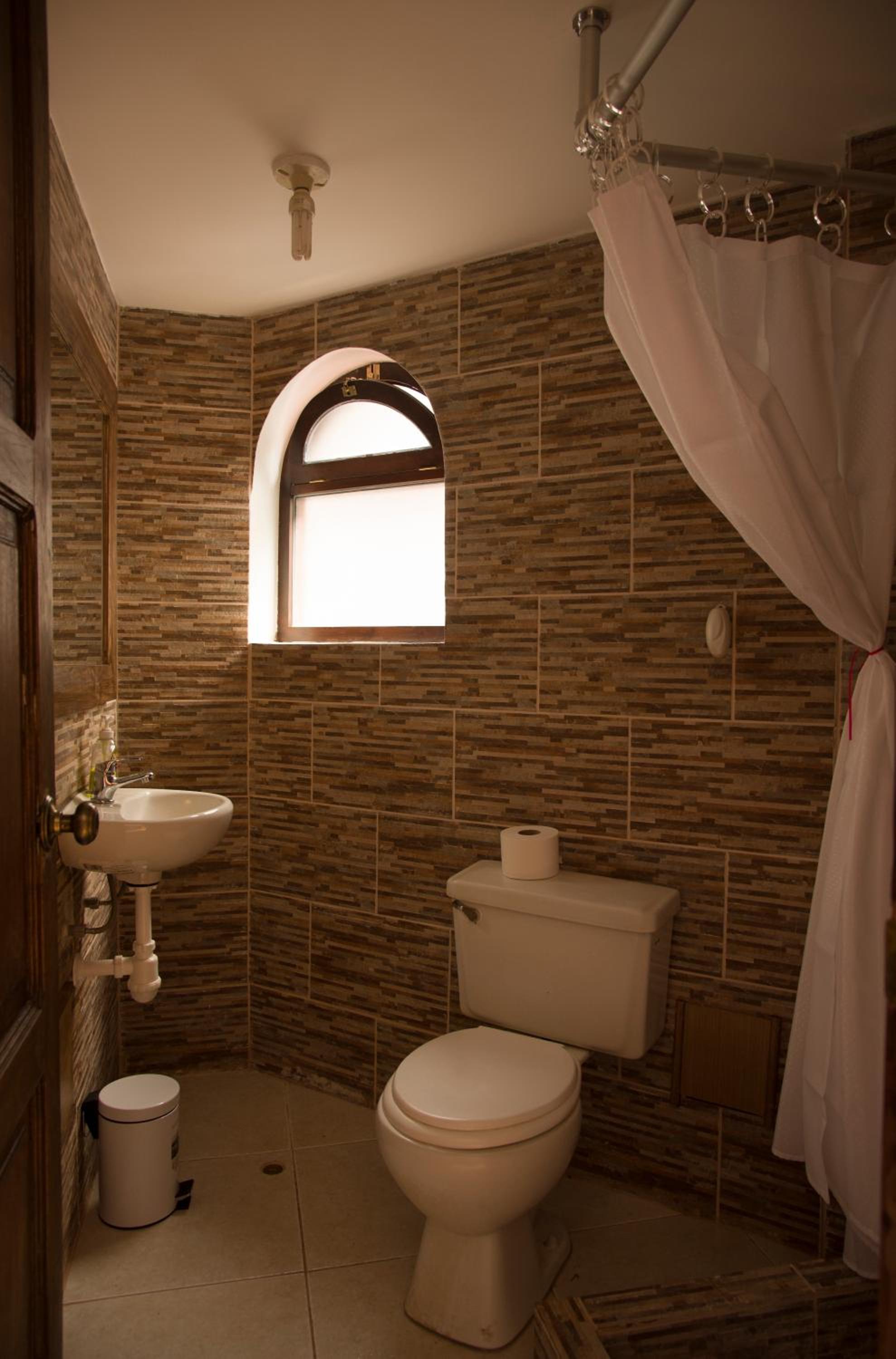 Standard Family Room - Photo 2