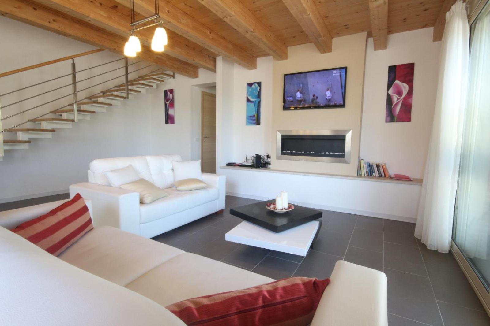 Three-Bedroom Villa photo 3