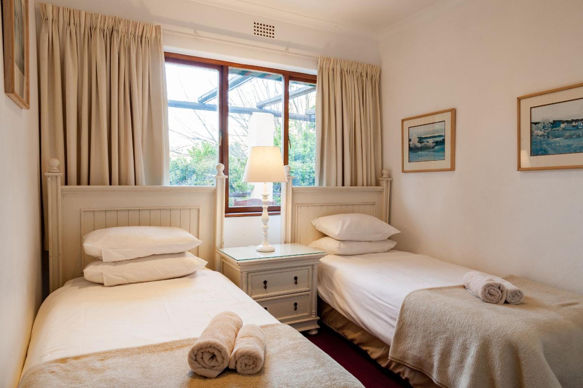 Two-Bedroom Villa - Photo 3