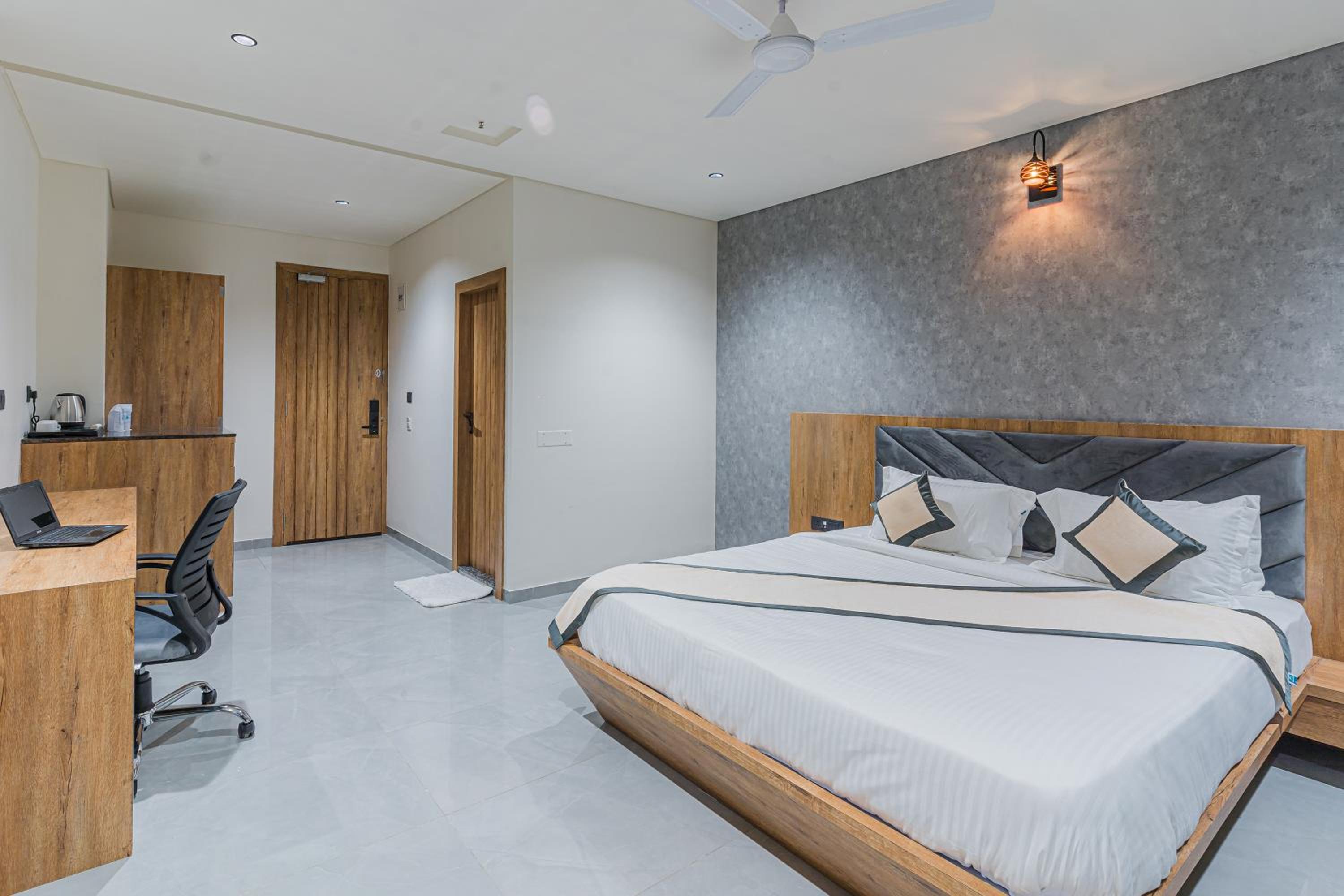 Deluxe Double Room photo 1