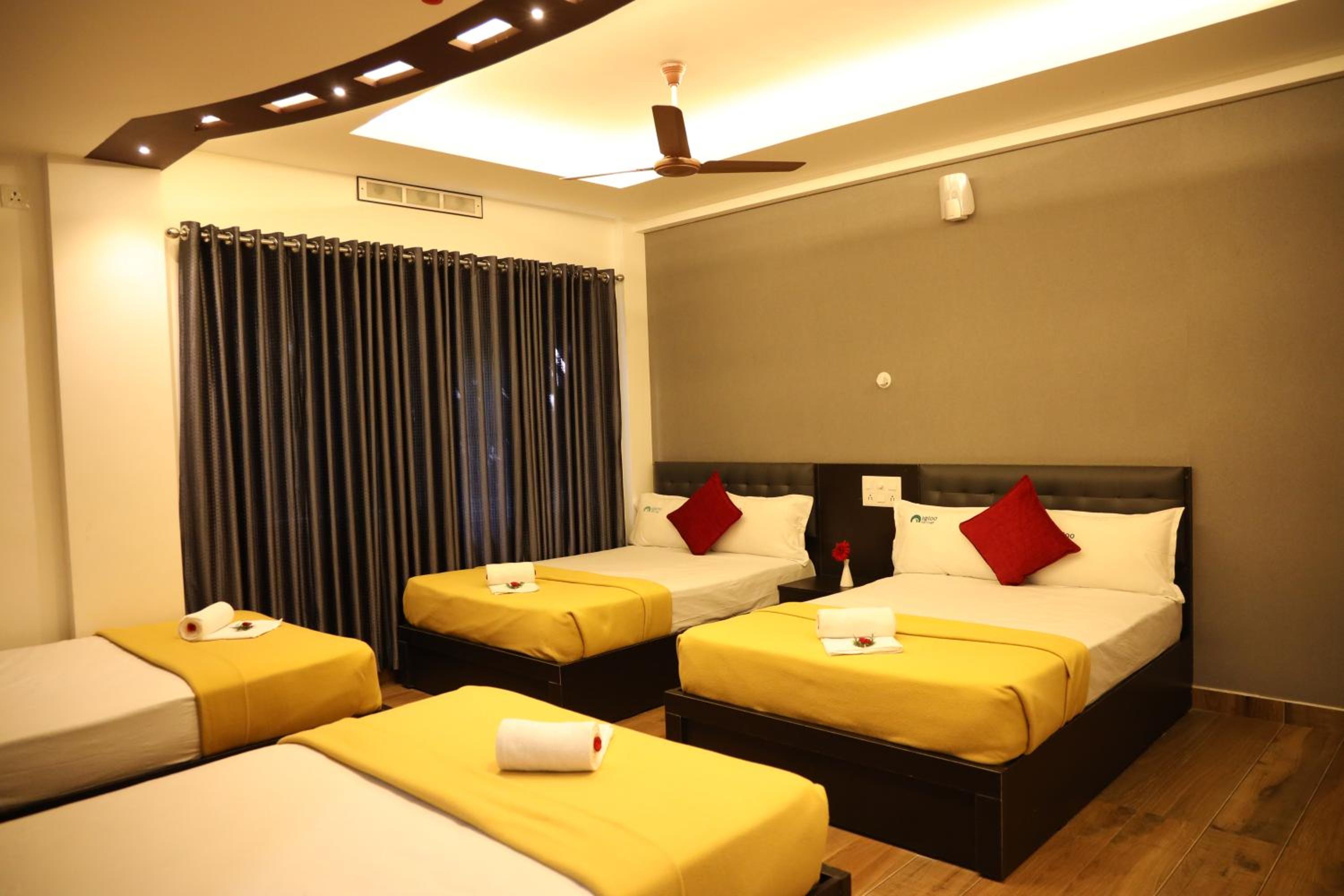 Superior Quadruple Room photo 2