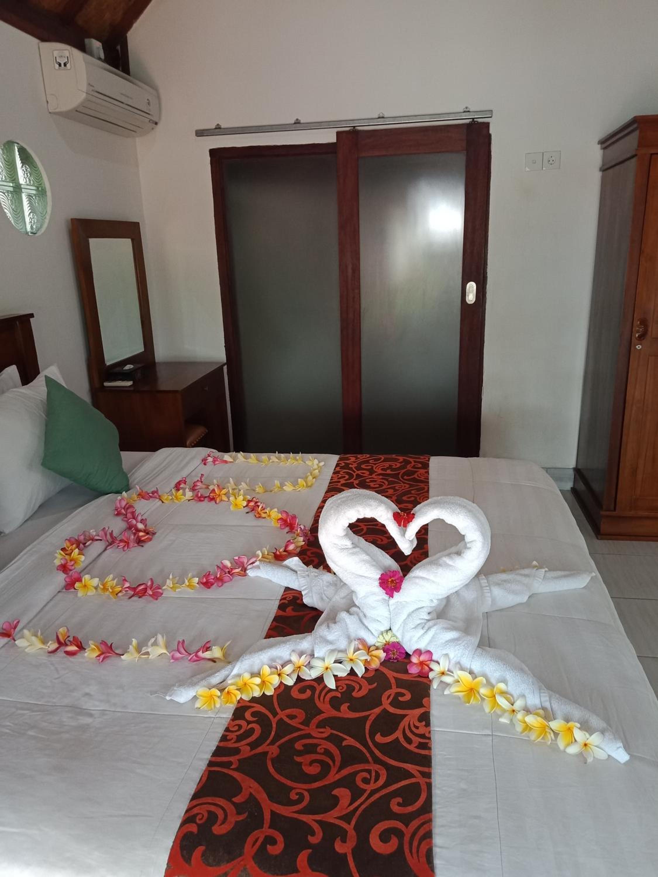 Double Room with Sea View - Photo 15