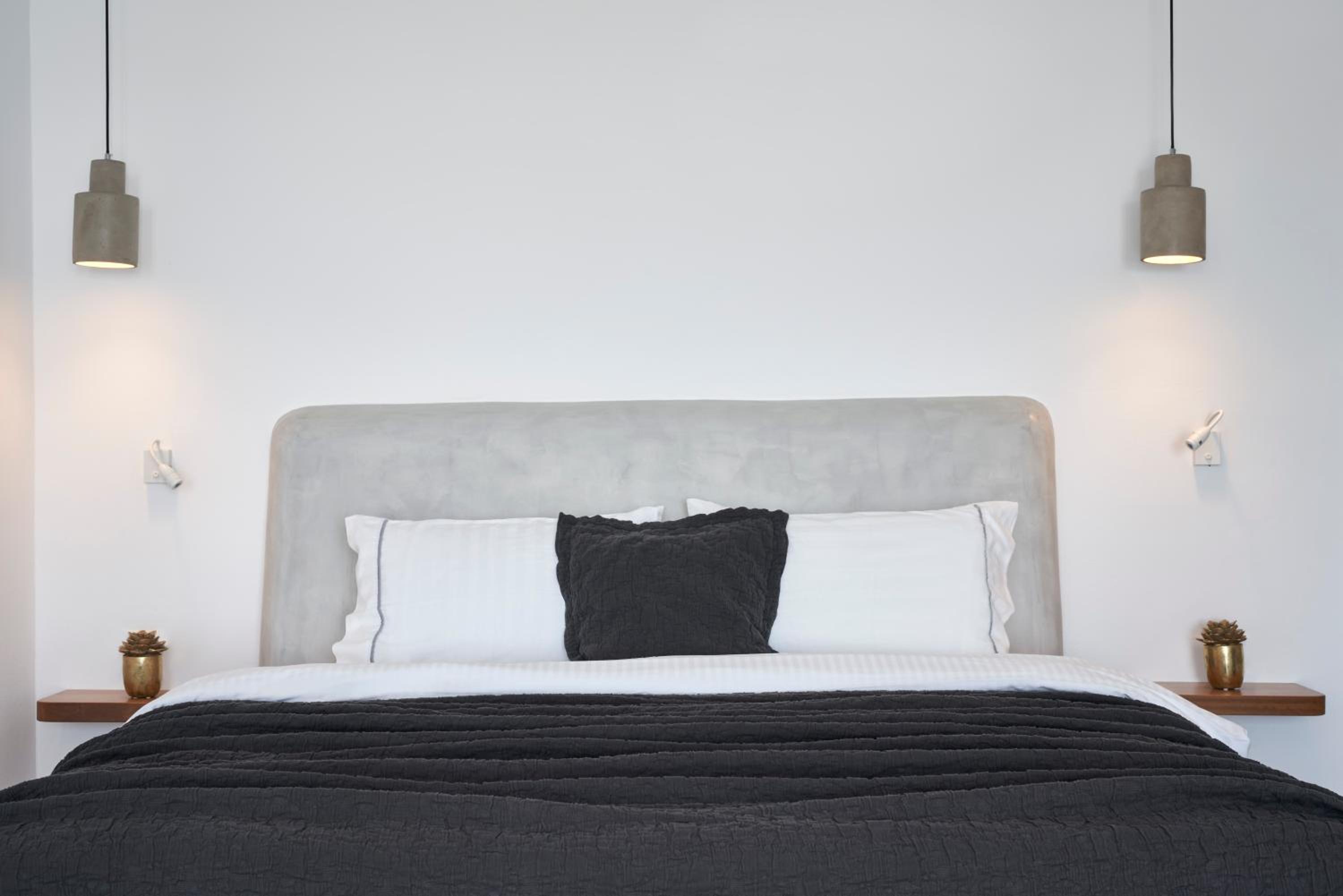Double Room with Sea and Garden View - Photo 1