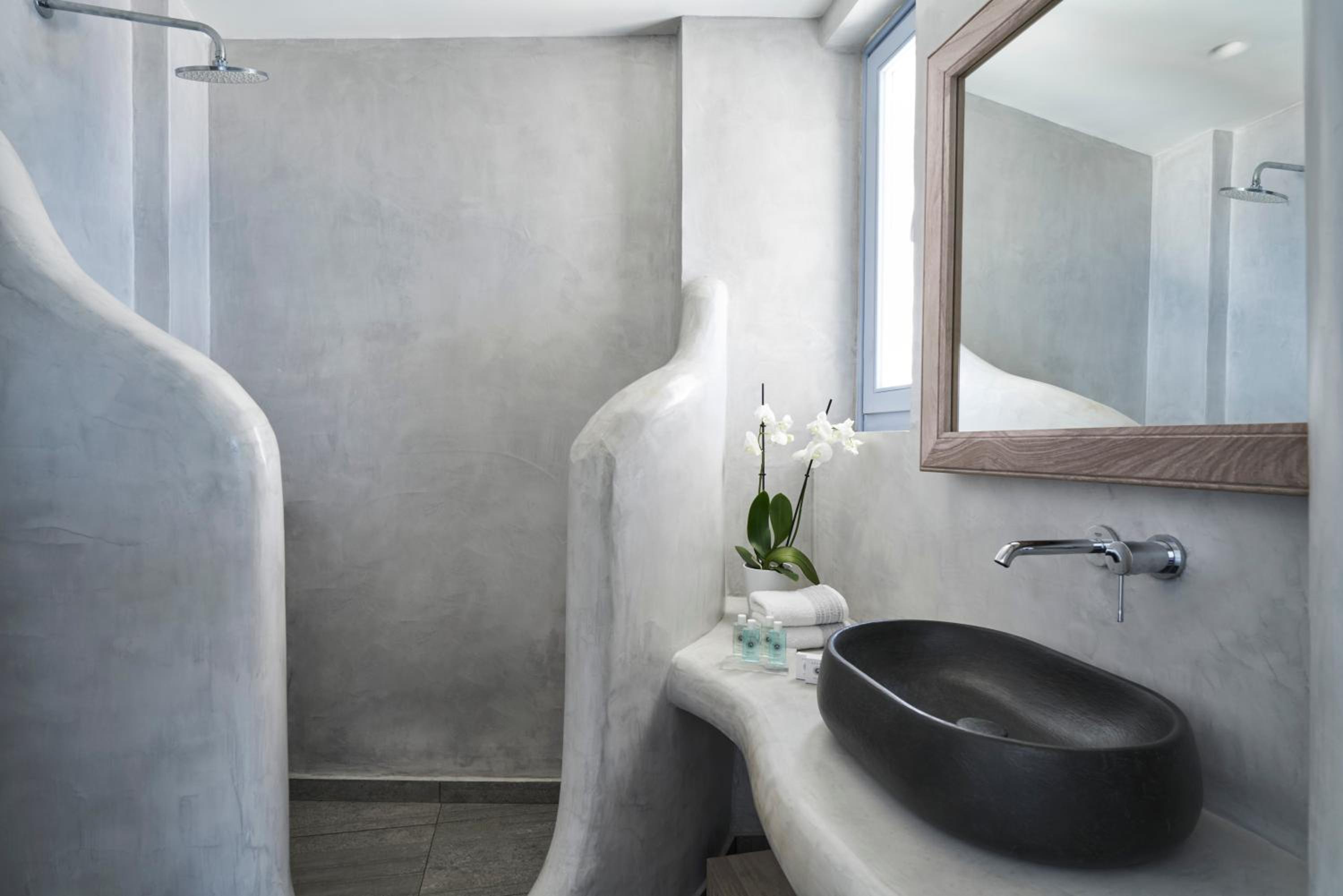 Executive Suite with Panoramic Caldera View - Photo 10