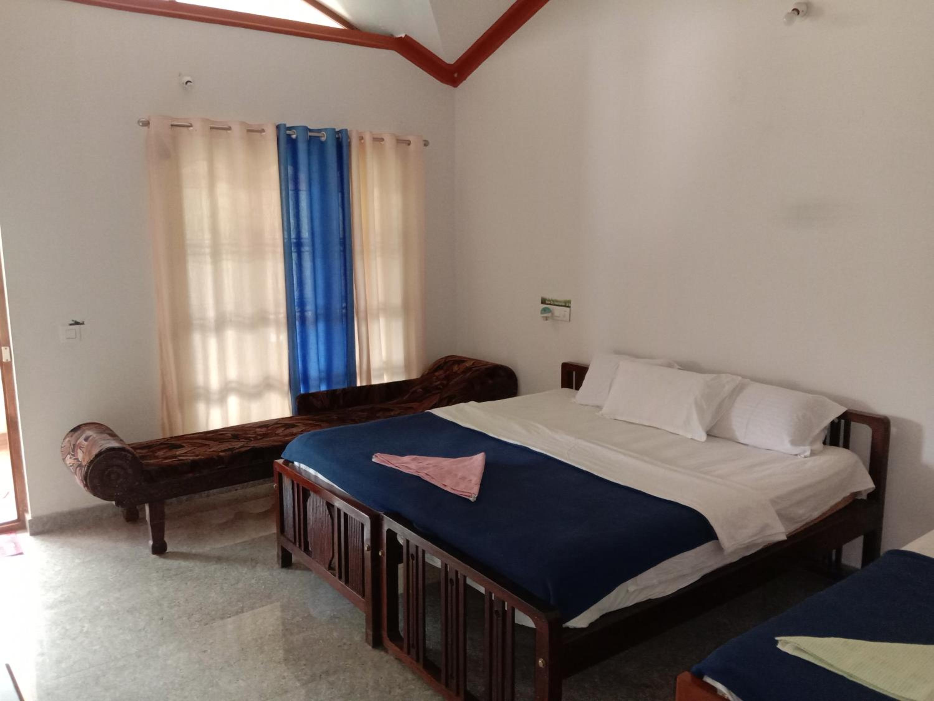 Quadruple Room with Balcony photo 1