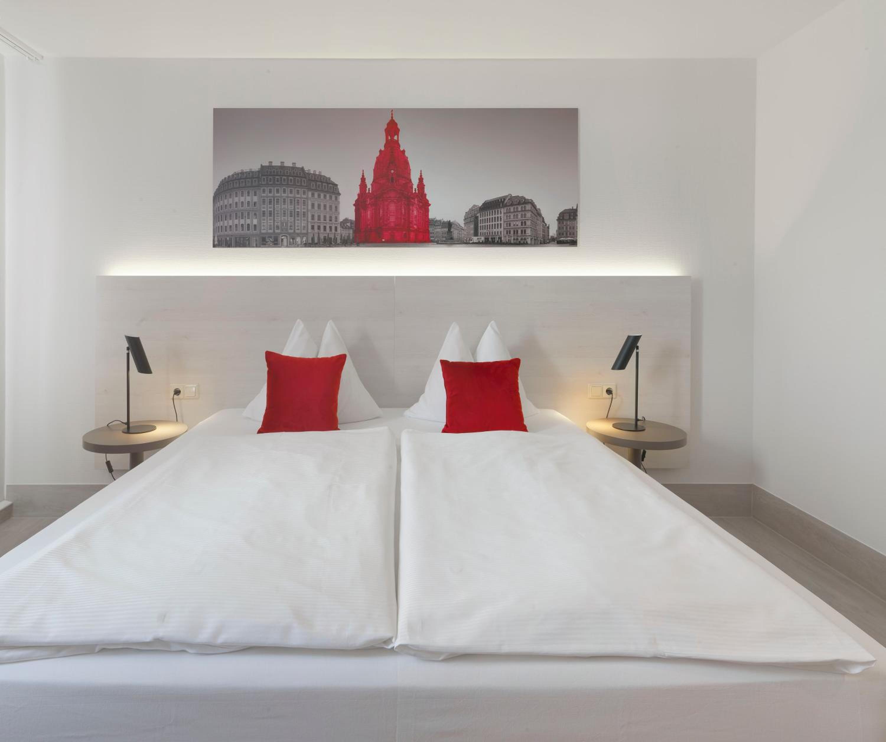 Standard Queen Room - Photo 1