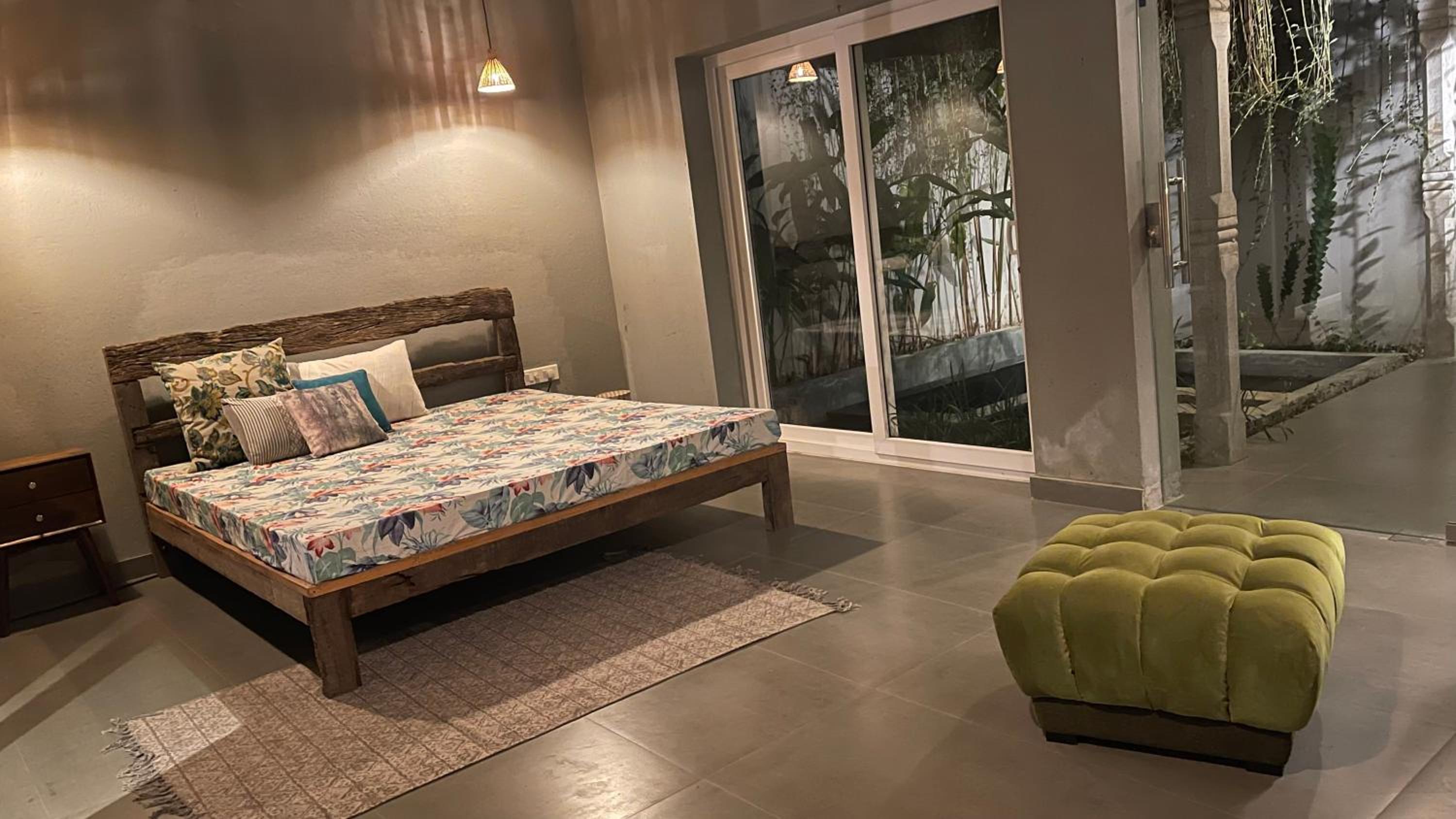Superior King Suite