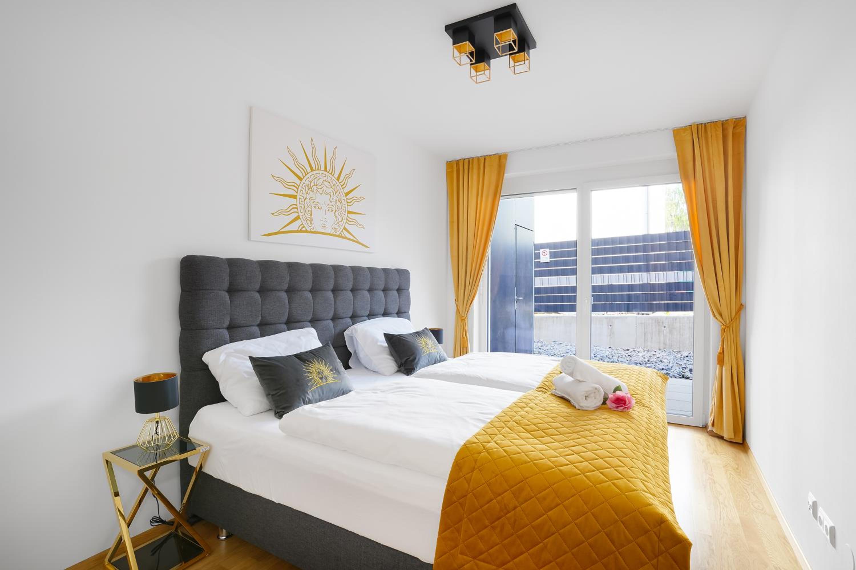 Deluxe Apartment - Photo 1