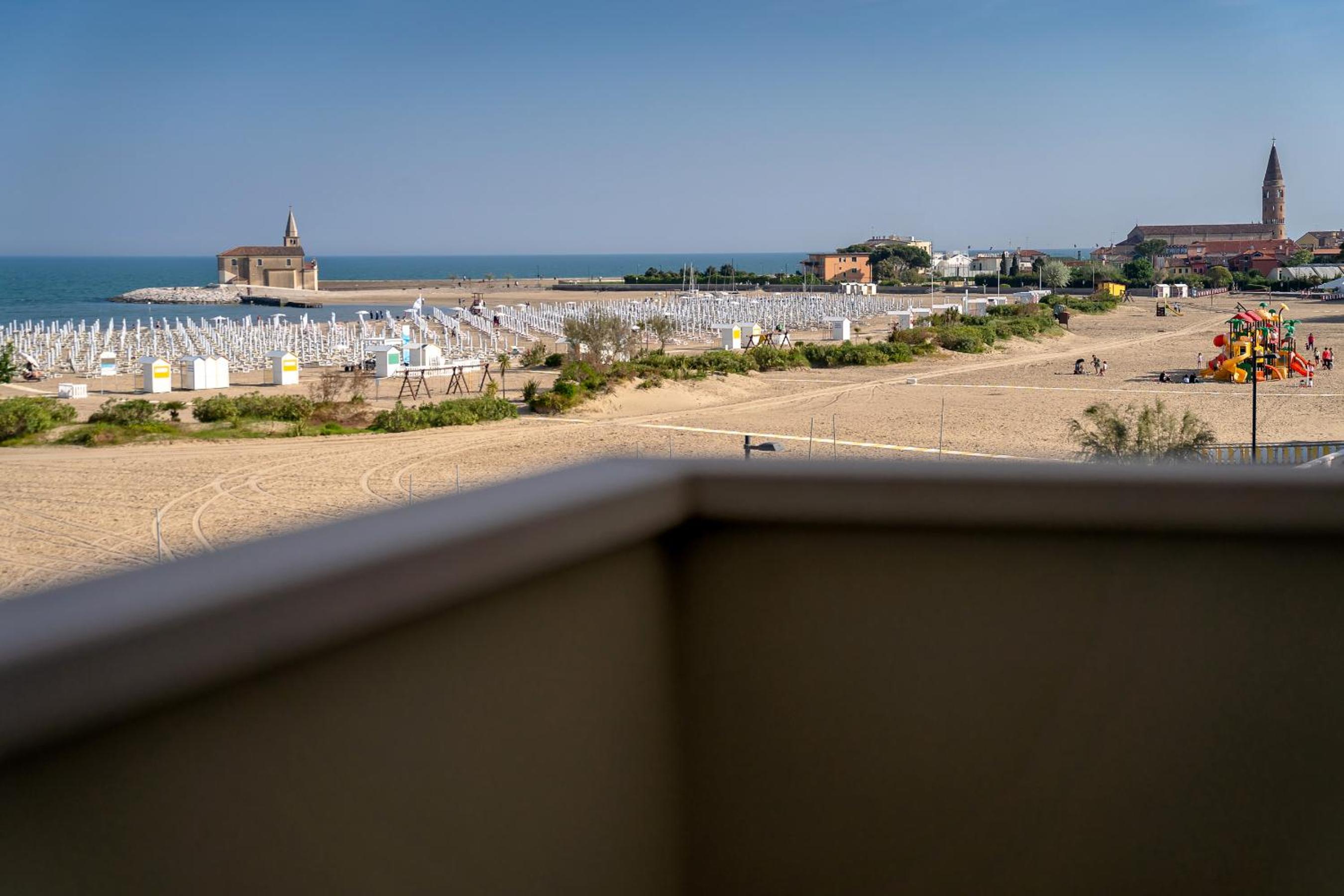 Junior Suite with Sea View photo 3