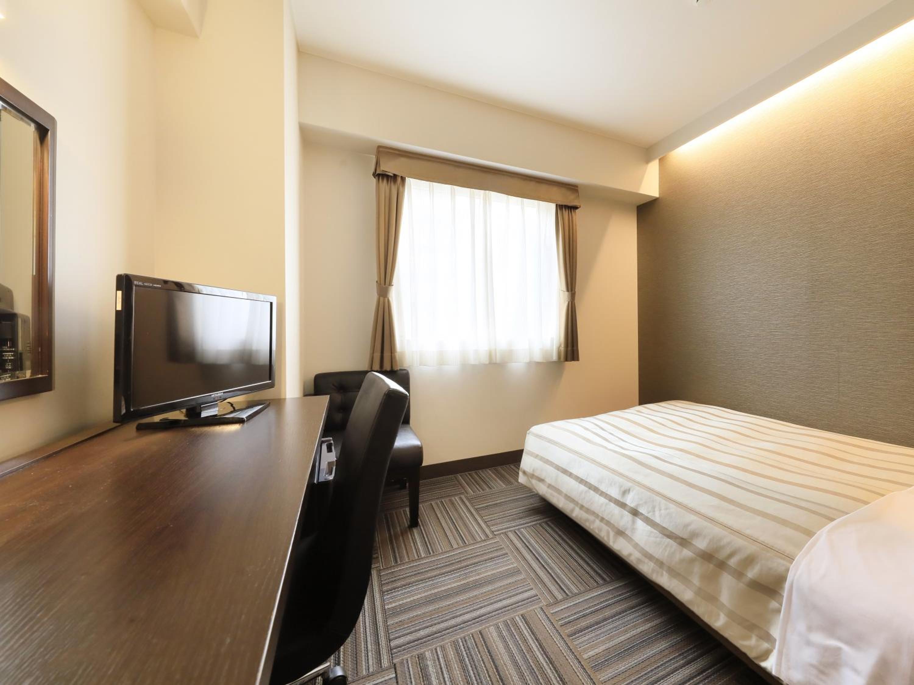 Single Room - Photo 2