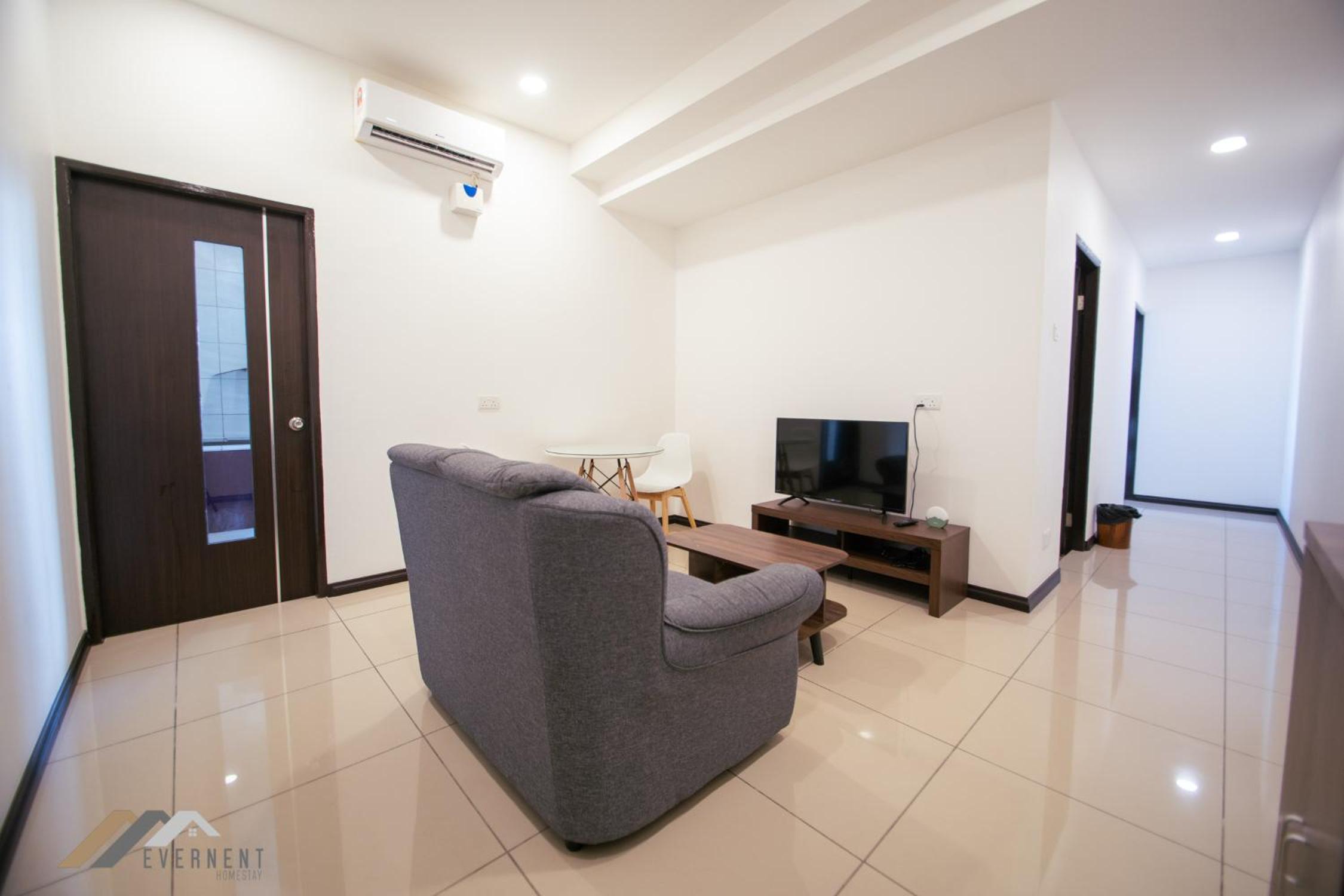 One-Bedroom Apartment - Photo 10