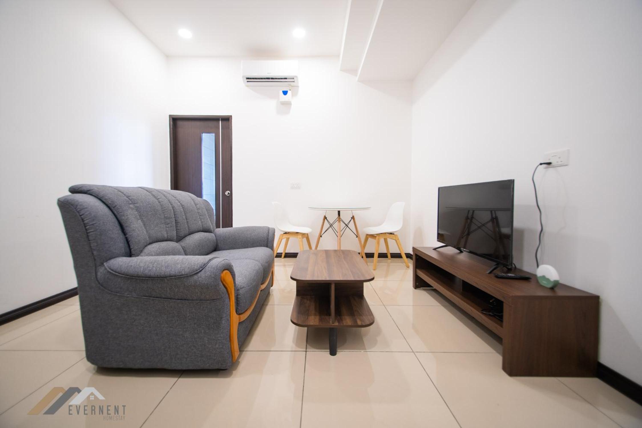 One-Bedroom Apartment - Photo 13