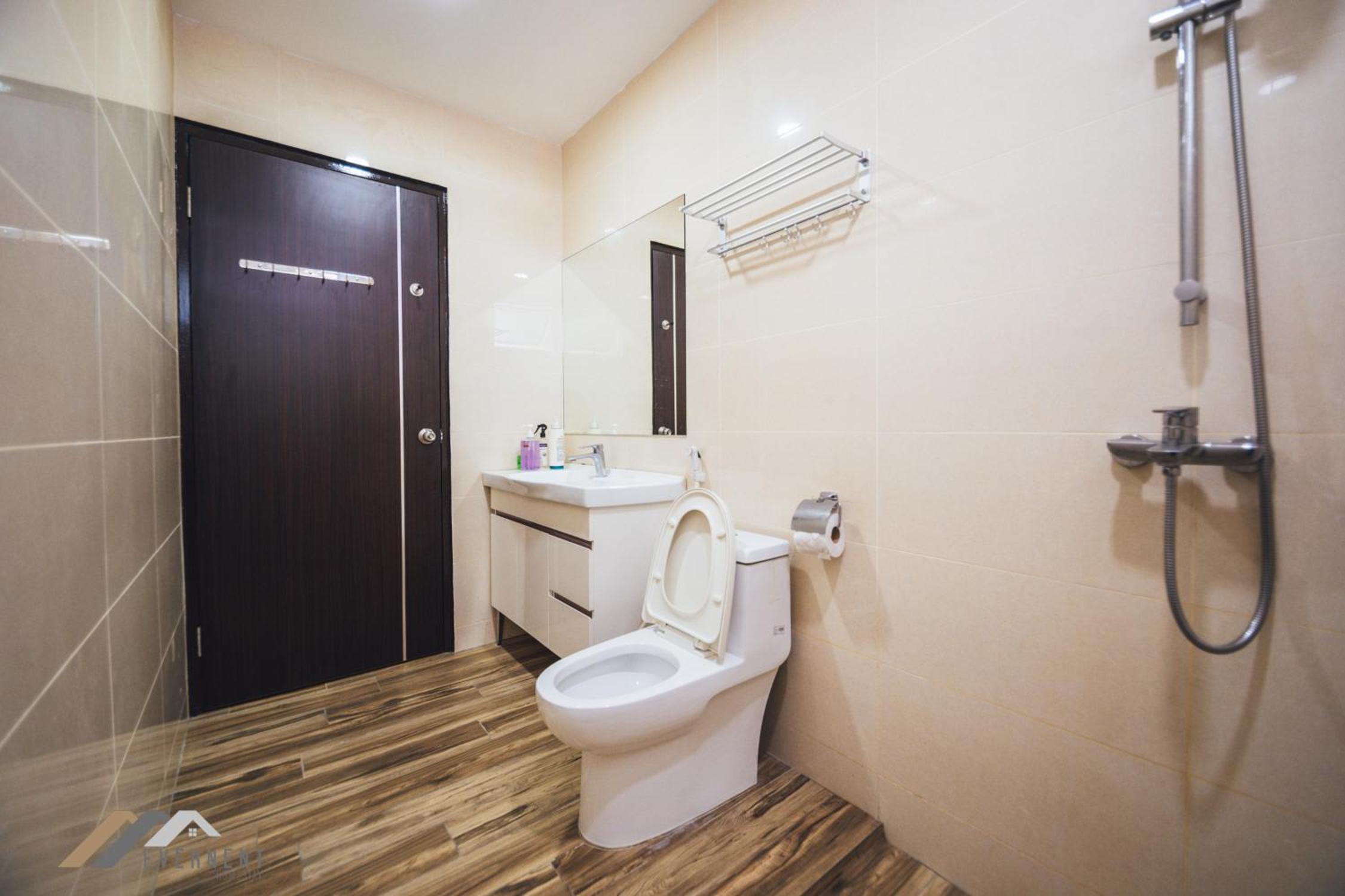One-Bedroom Apartment - Photo 9