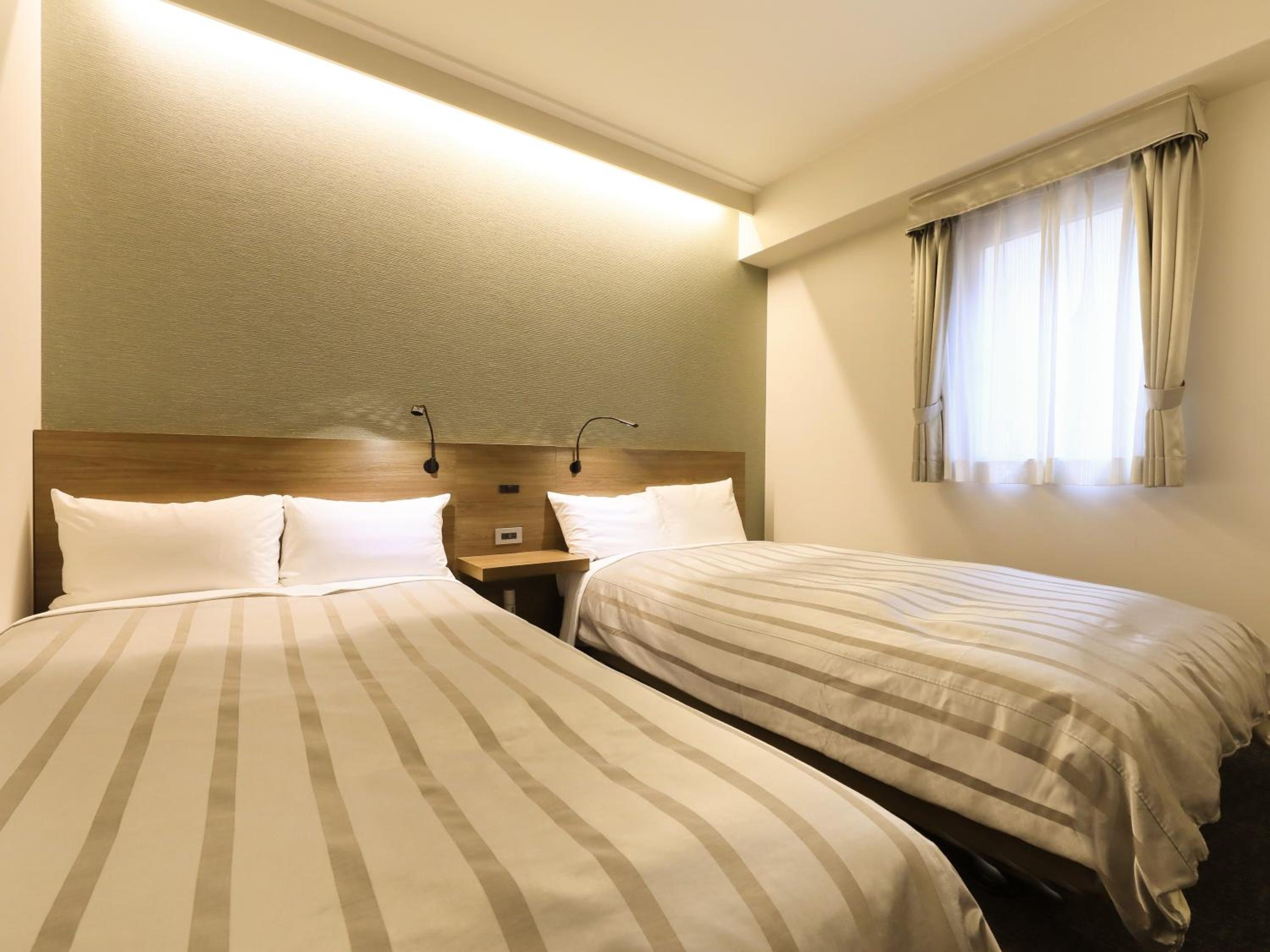 Twin Room - Non-Smoking - Photo 5