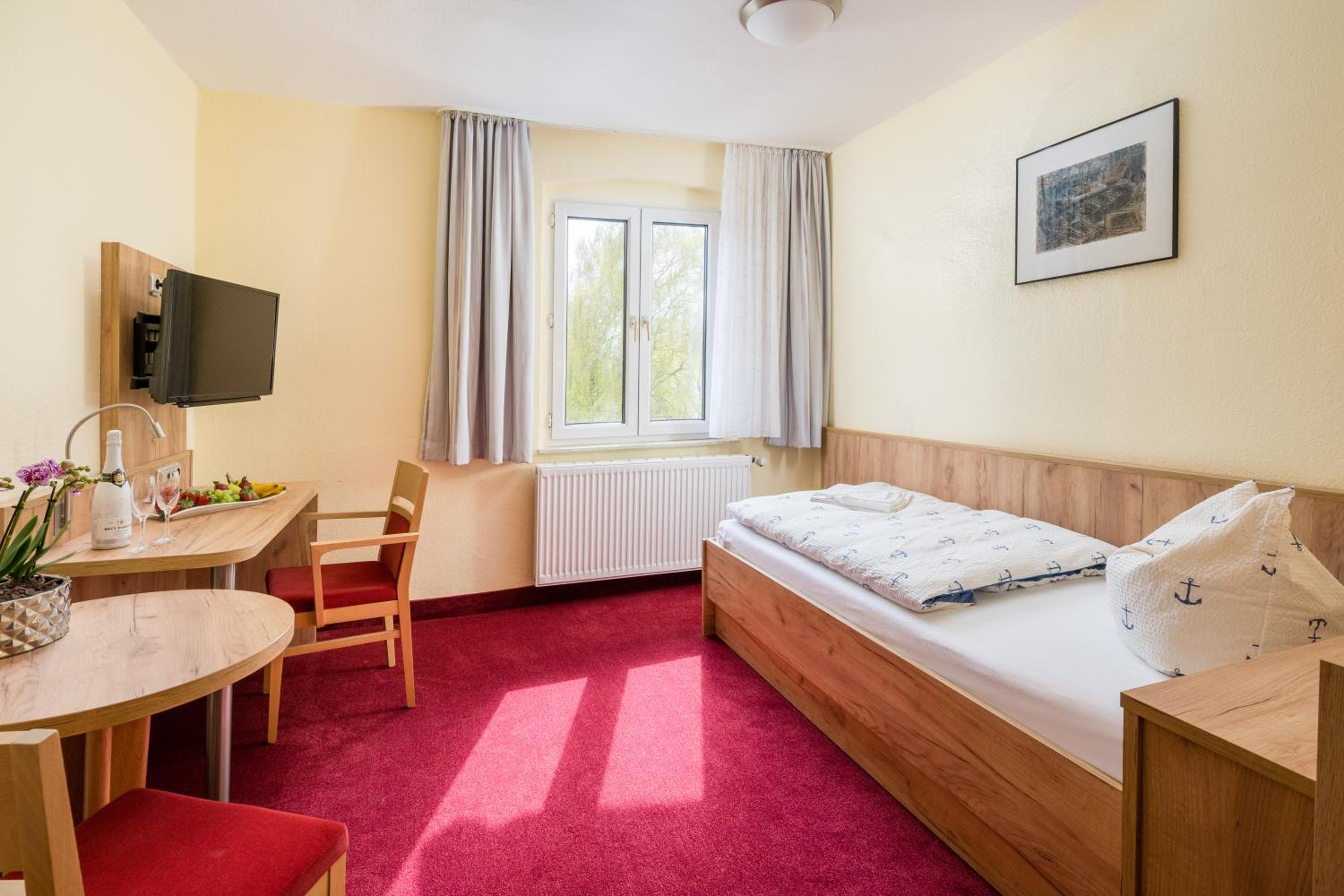 Standard Single Room