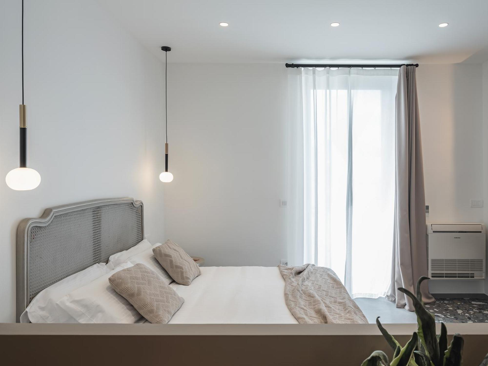 Apartment with Balcony photo 1
