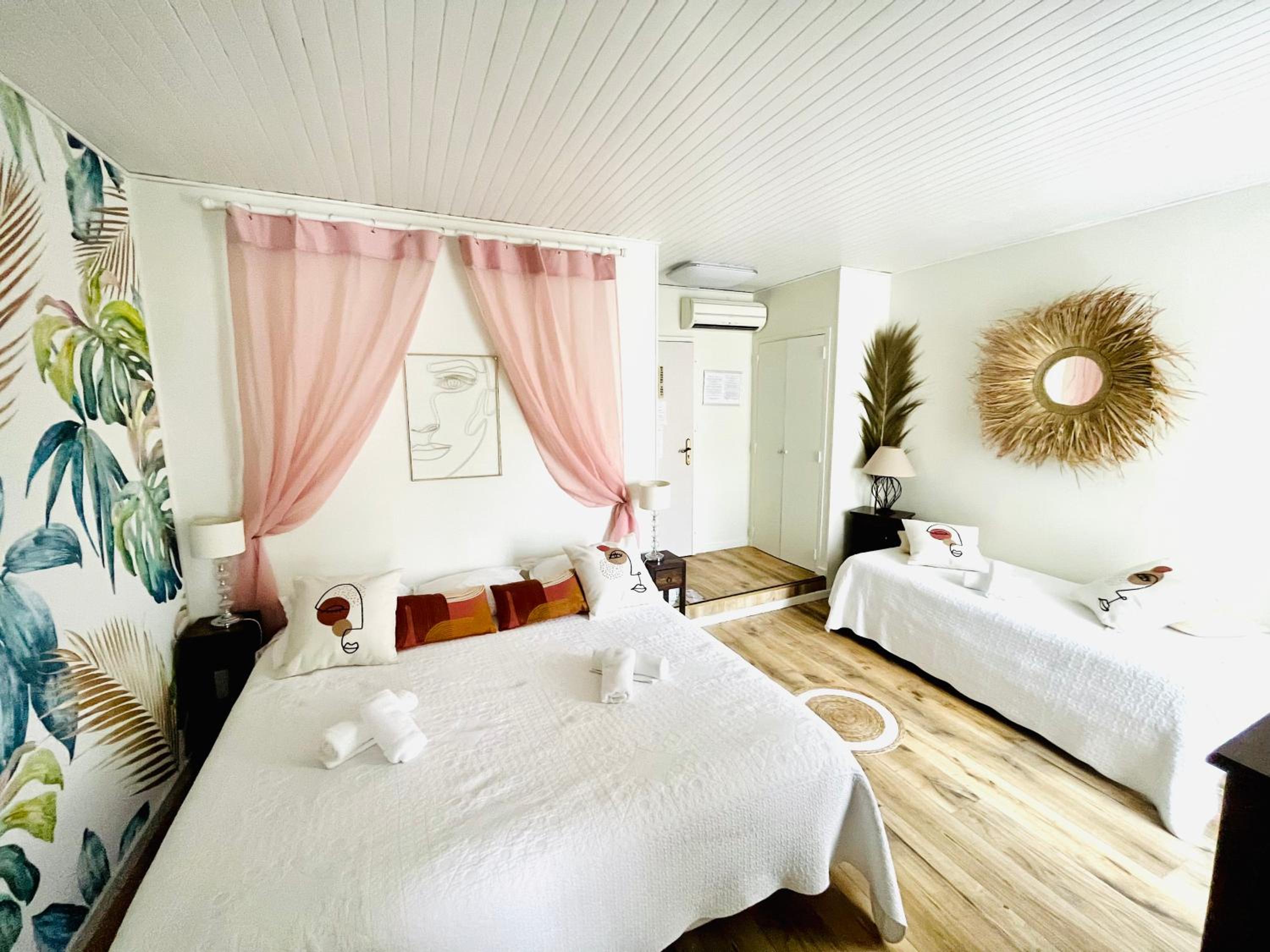 Junior Suite with Terrace - Photo 5