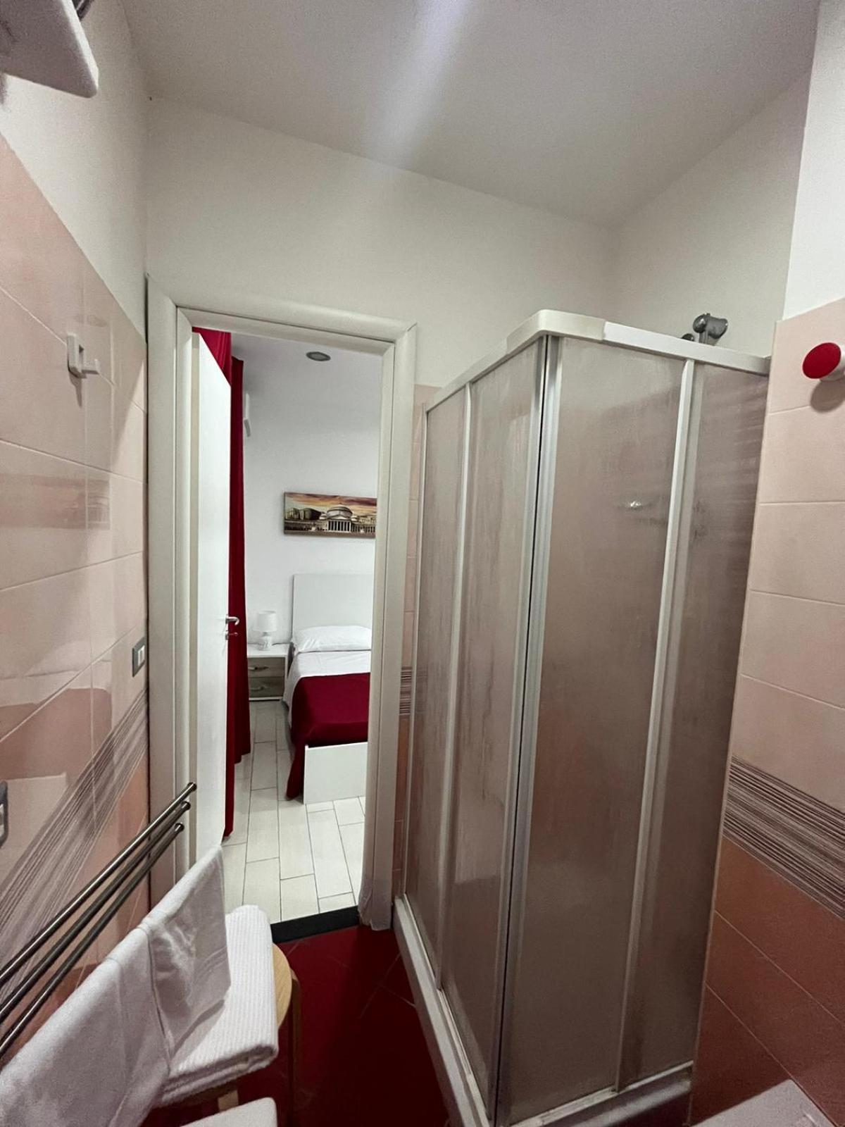 Deluxe Double Room with Extra Bed - Photo 7