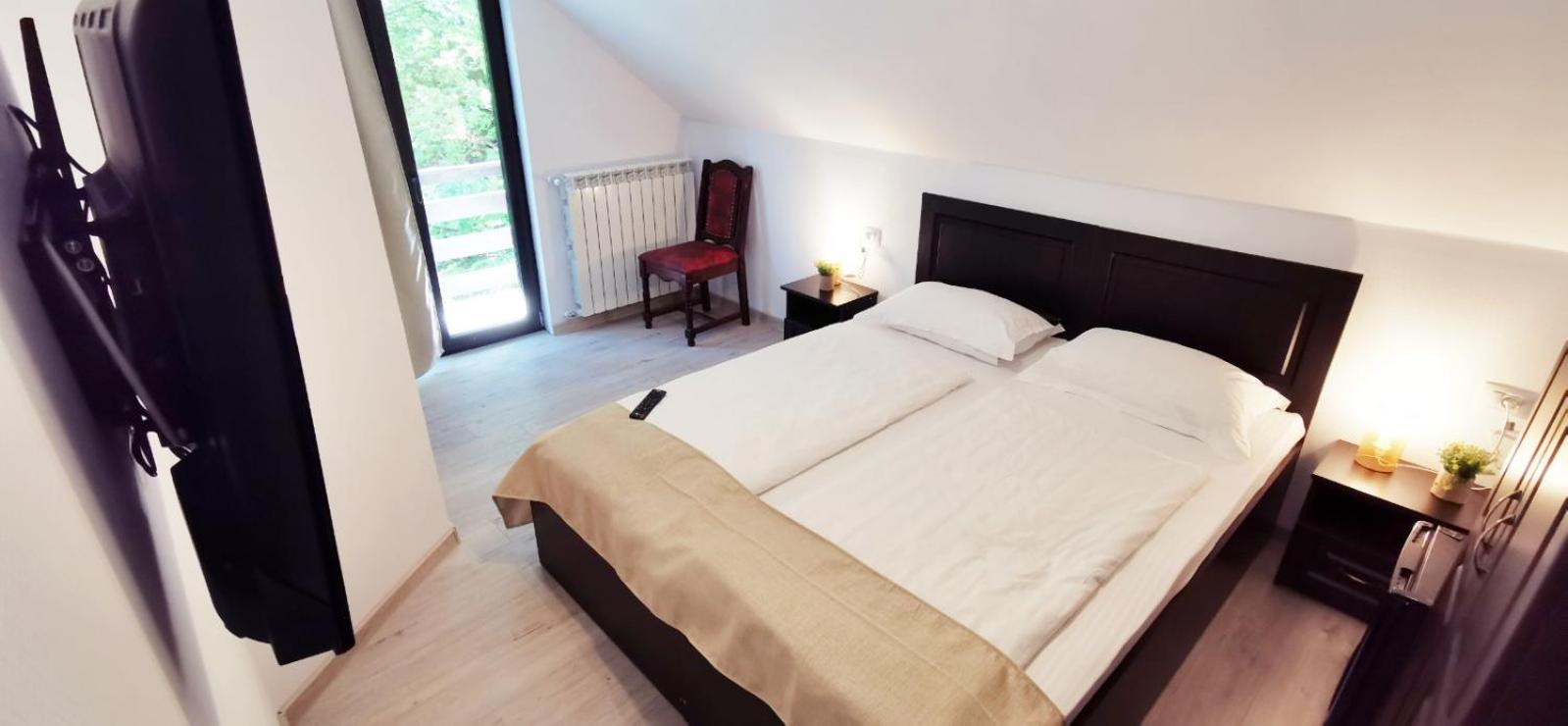 Deluxe Double or Twin Room - Photo 1