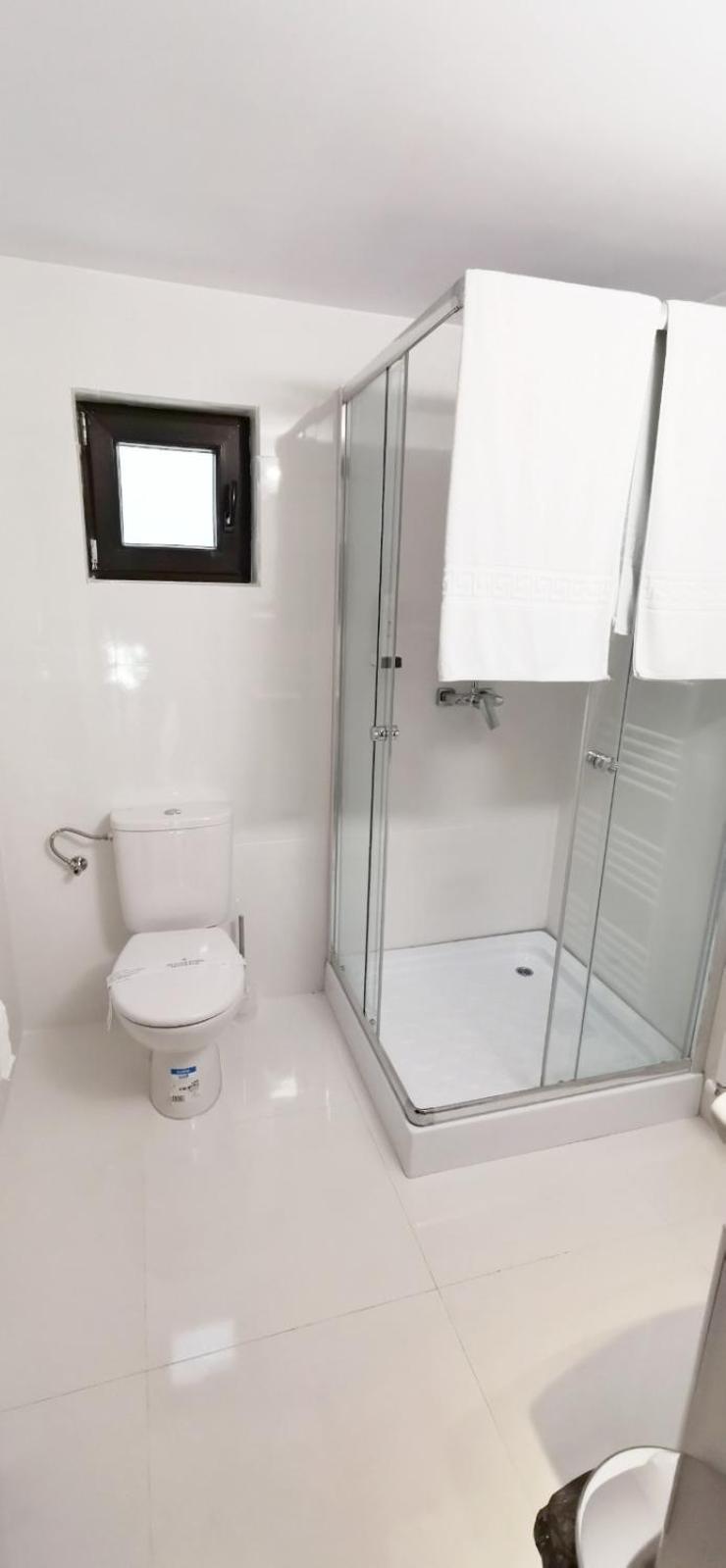 Deluxe Double or Twin Room - Photo 3