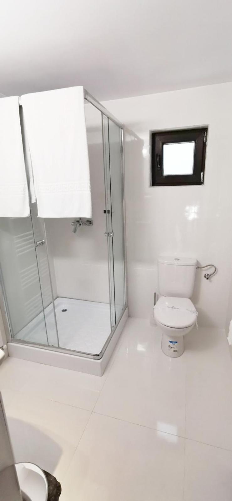 Deluxe Triple Room - Photo 5