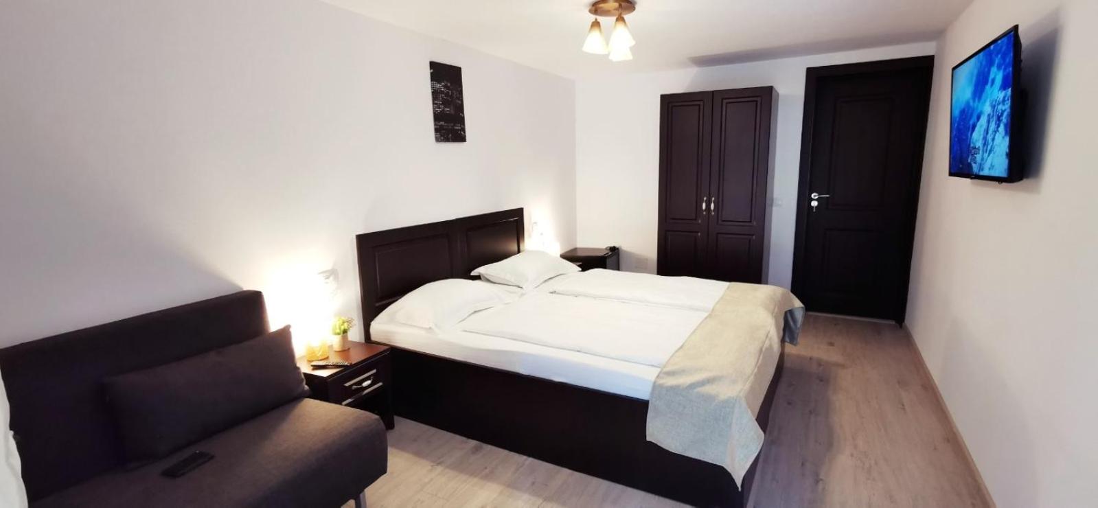 Deluxe Triple Room - Photo 6