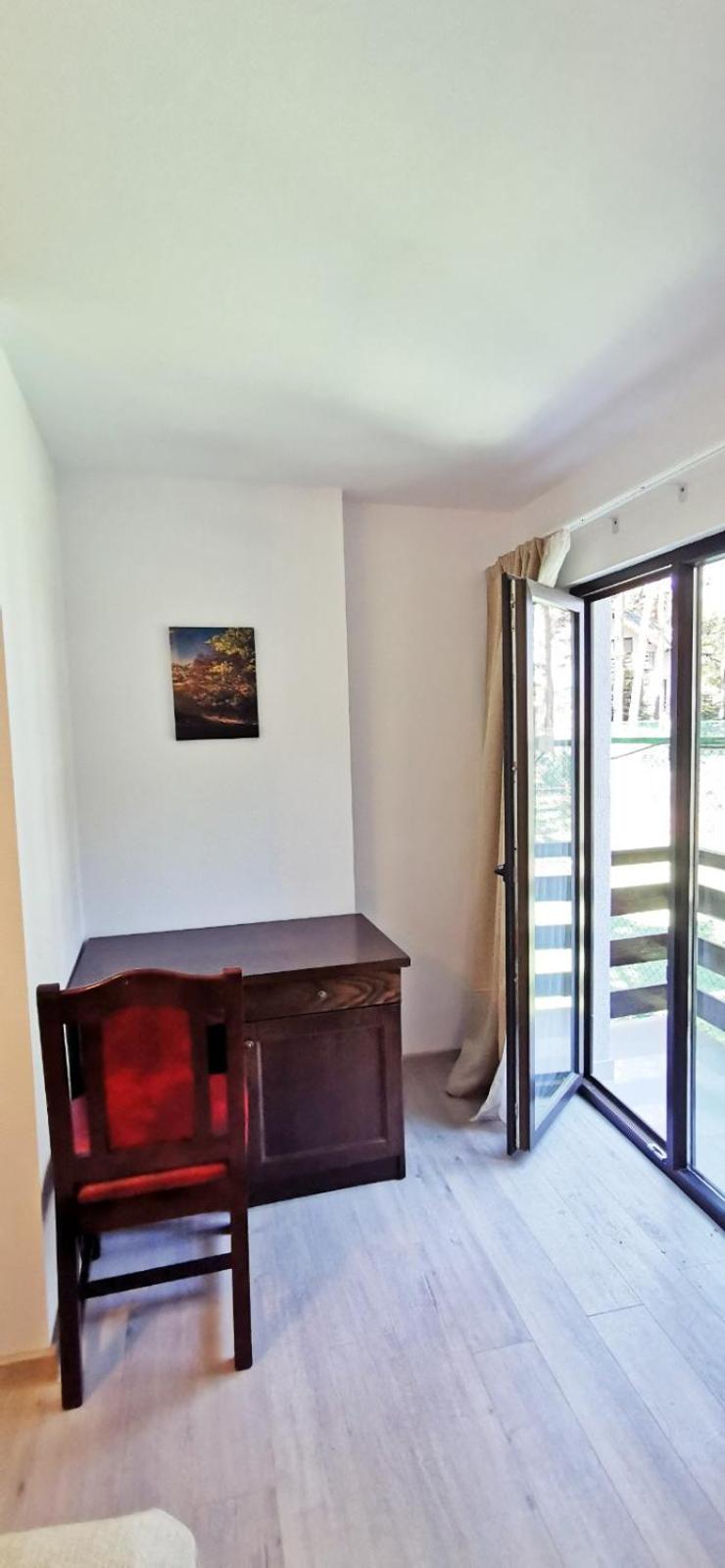 Deluxe Triple Room - Photo 9